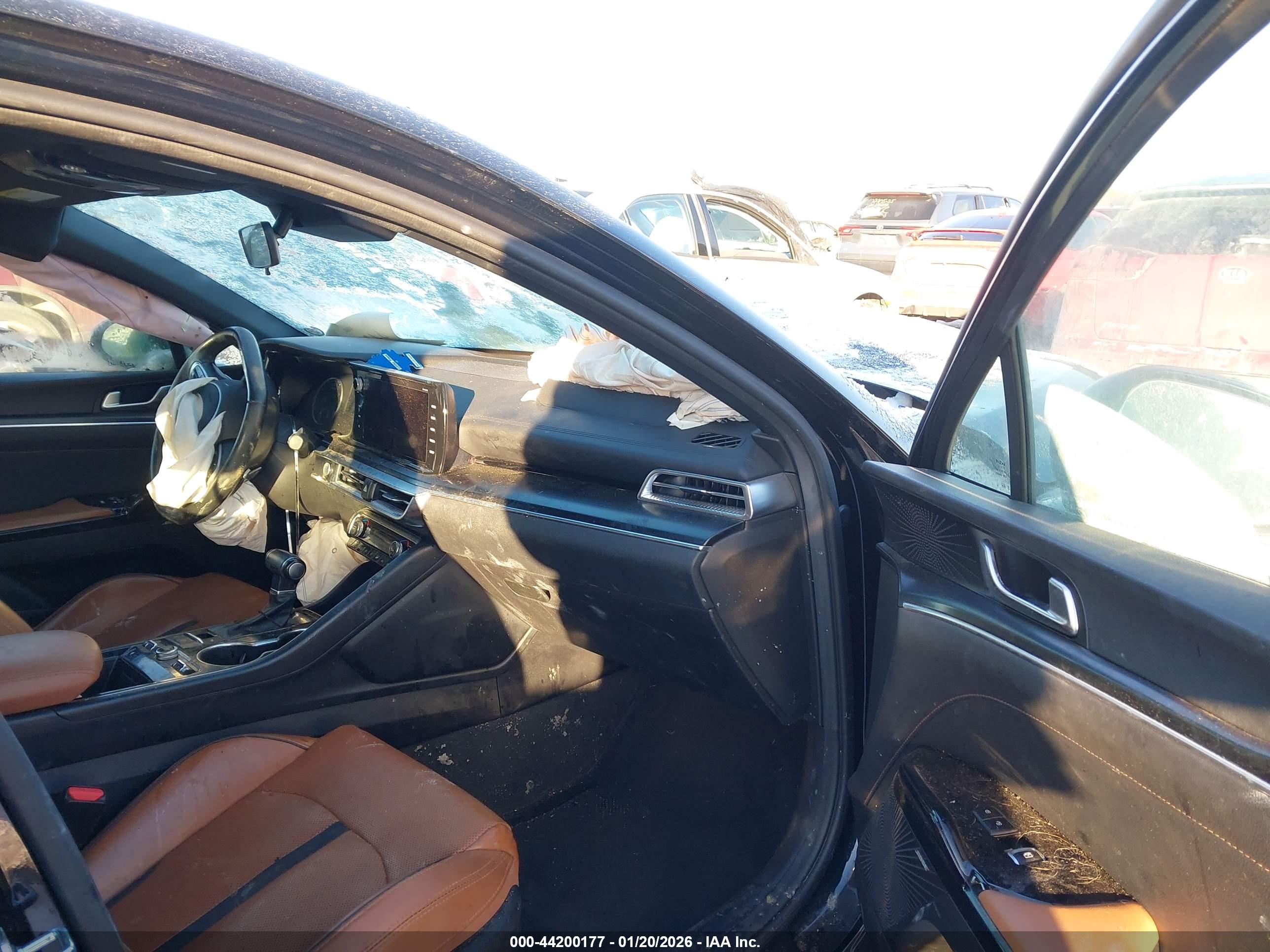 KIA K5 image 5