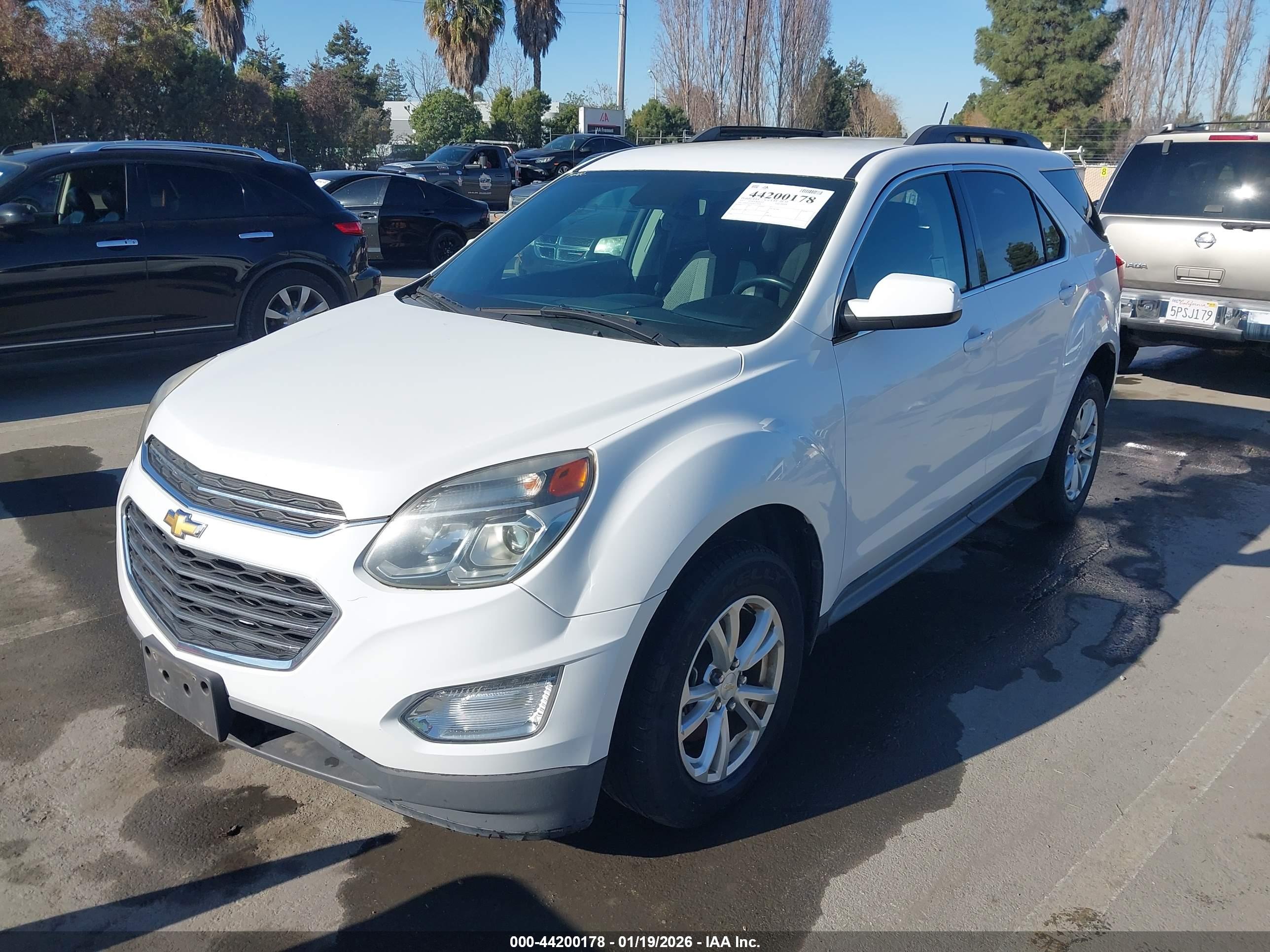 CHEVROLET EQUINOX image 2