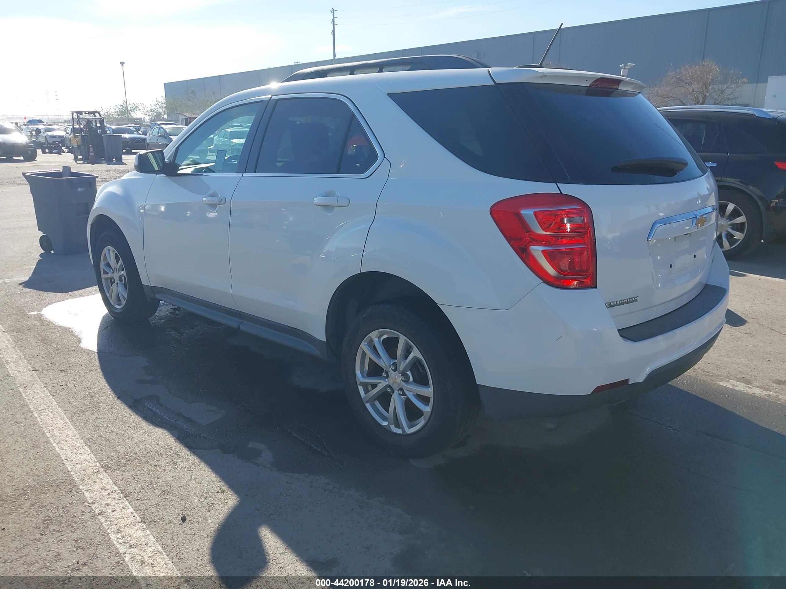 CHEVROLET EQUINOX image 3