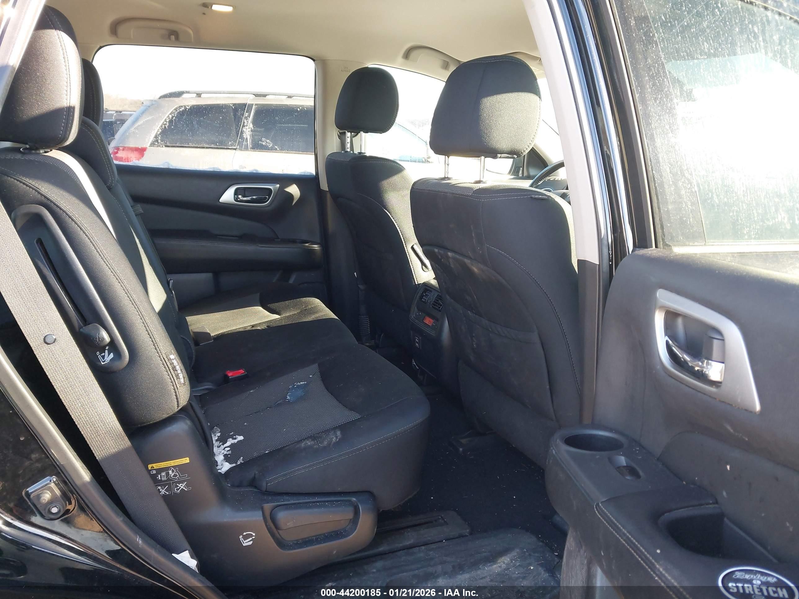 NISSAN PATHFINDER image 8