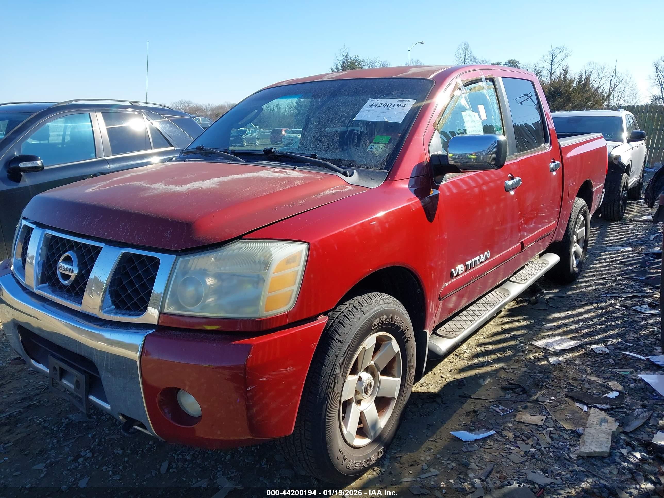NISSAN TITAN image 2