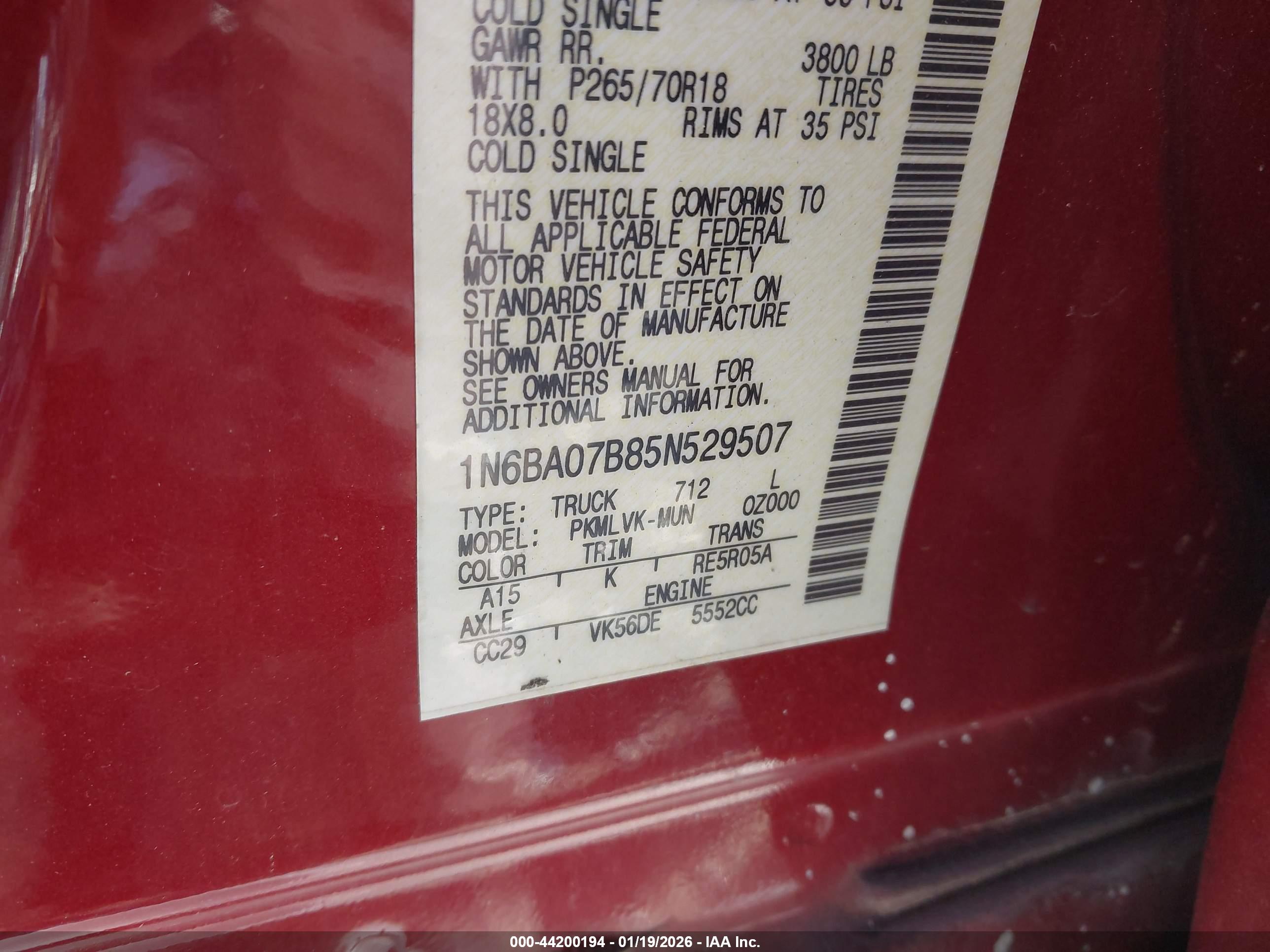 NISSAN TITAN image 9