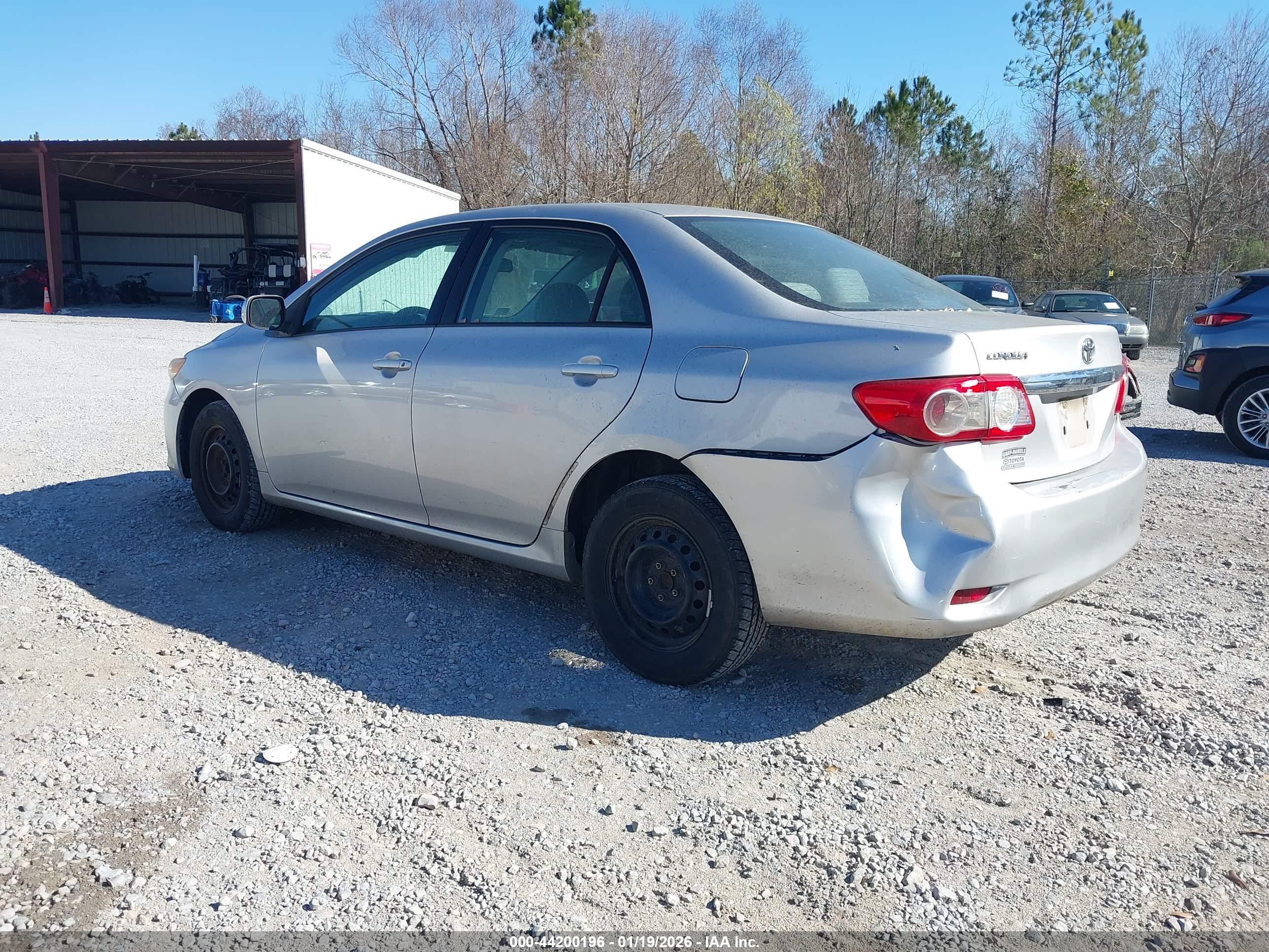 TOYOTA COROLLA image 3
