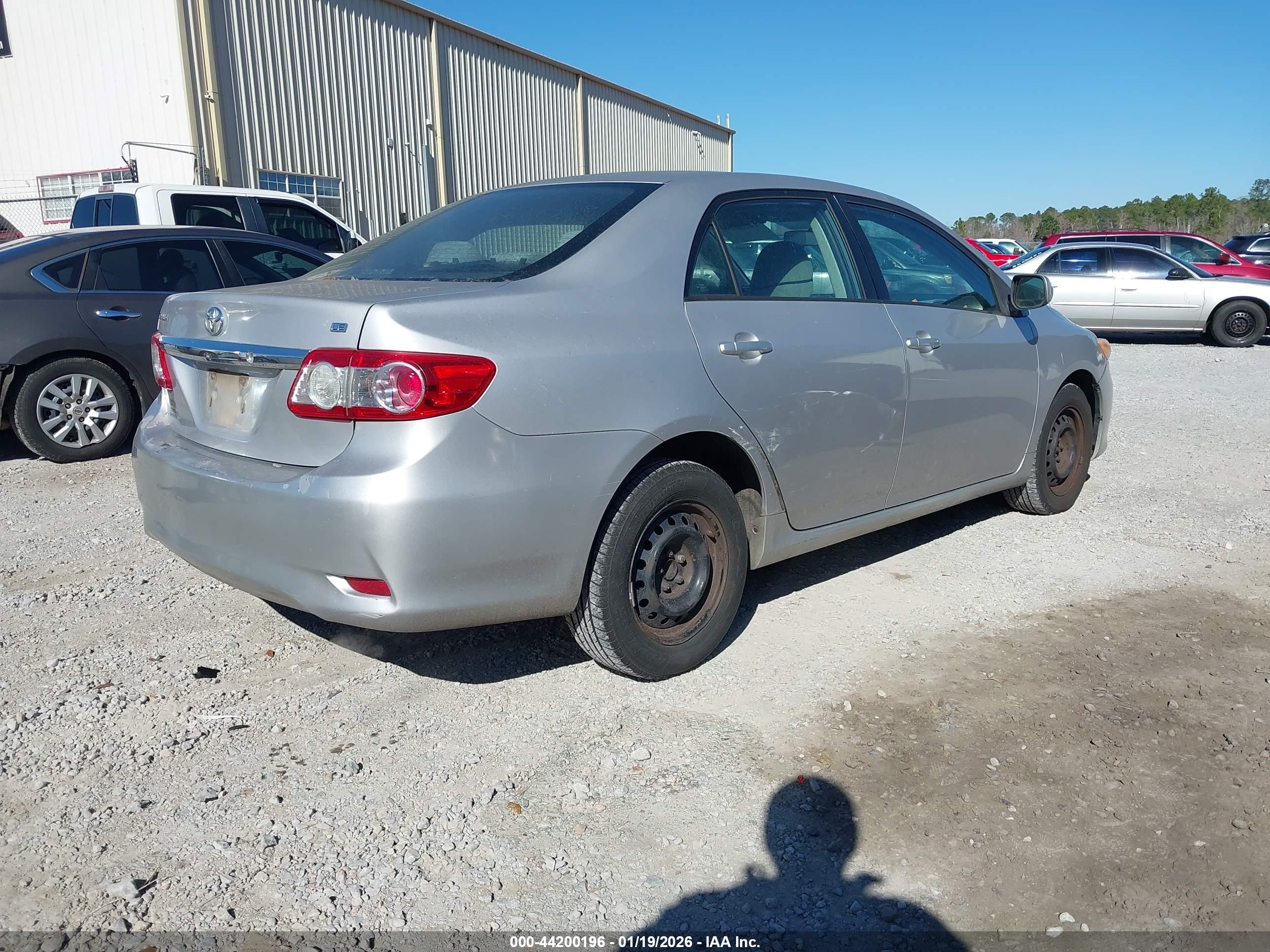 TOYOTA COROLLA image 4