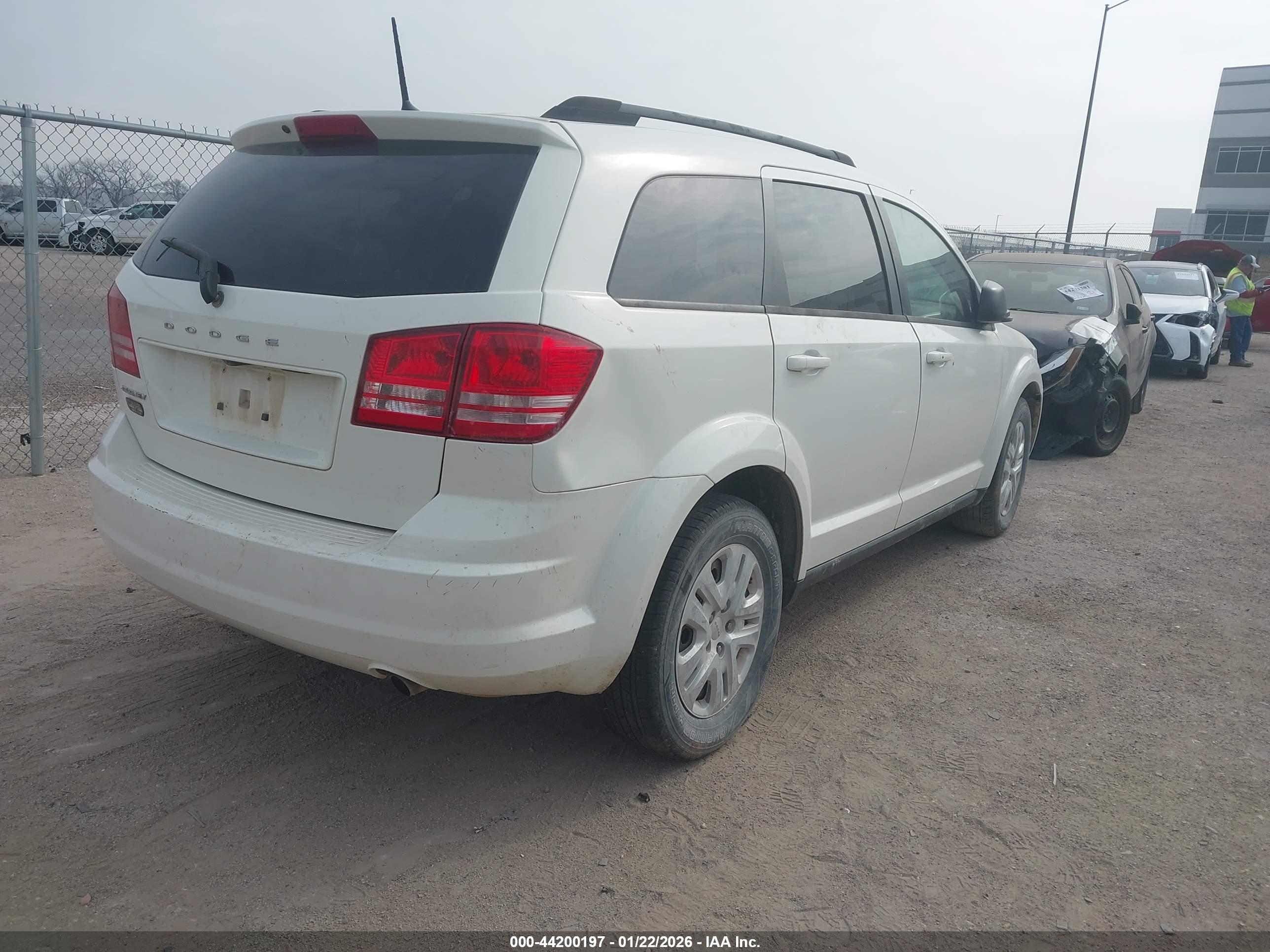 DODGE JOURNEY image 4