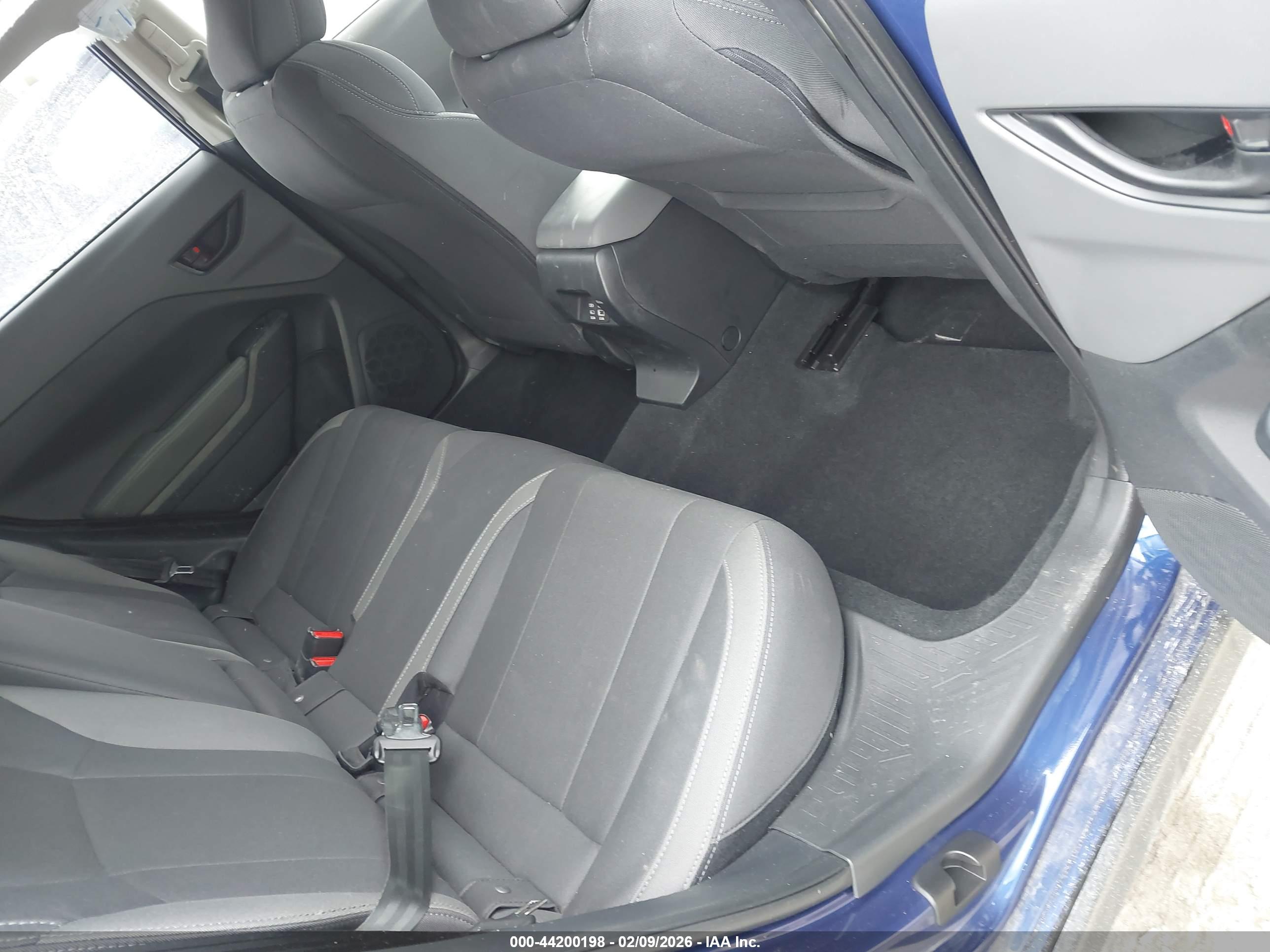 SUBARU CROSSTREK image 8