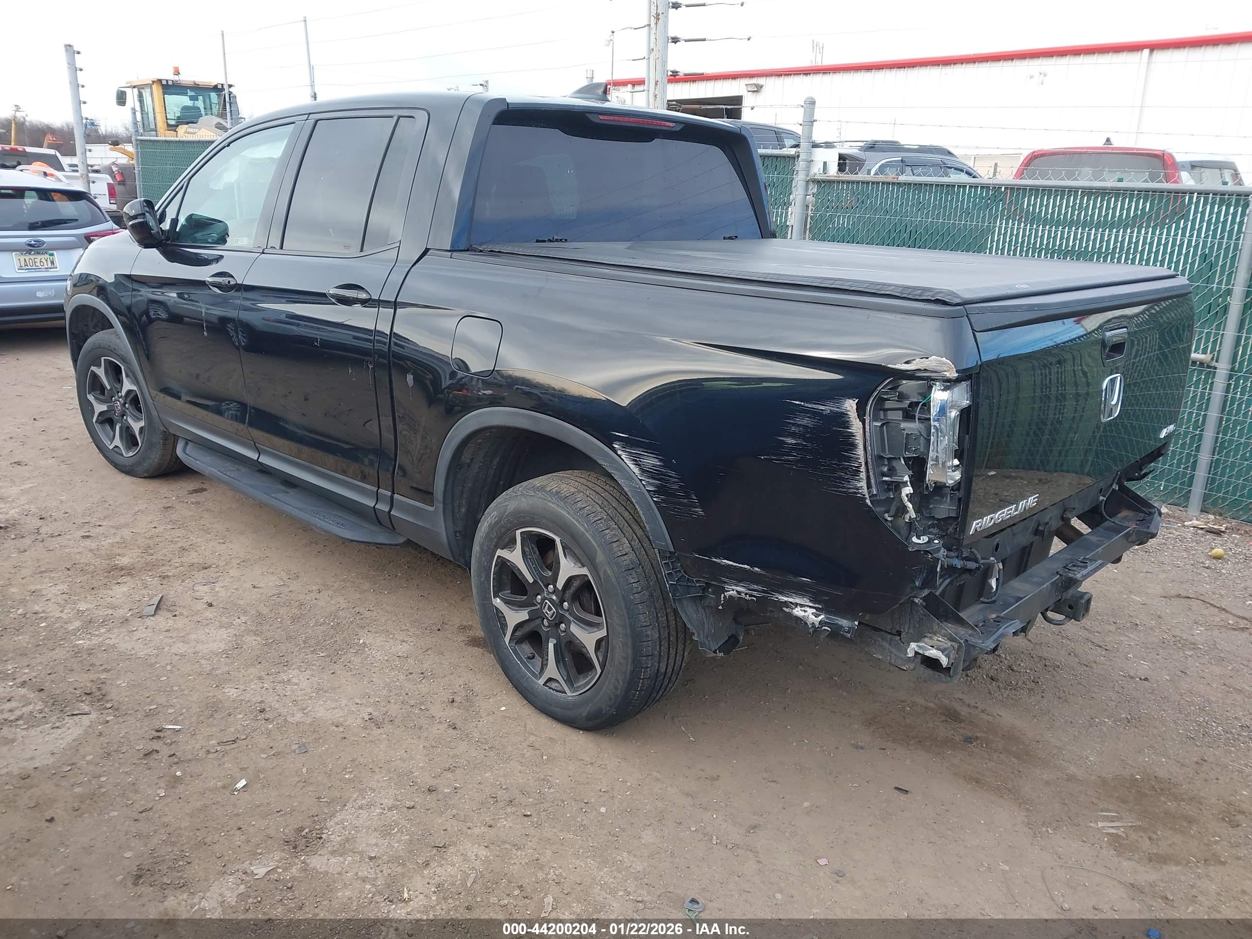 HONDA RIDGELINE image 3