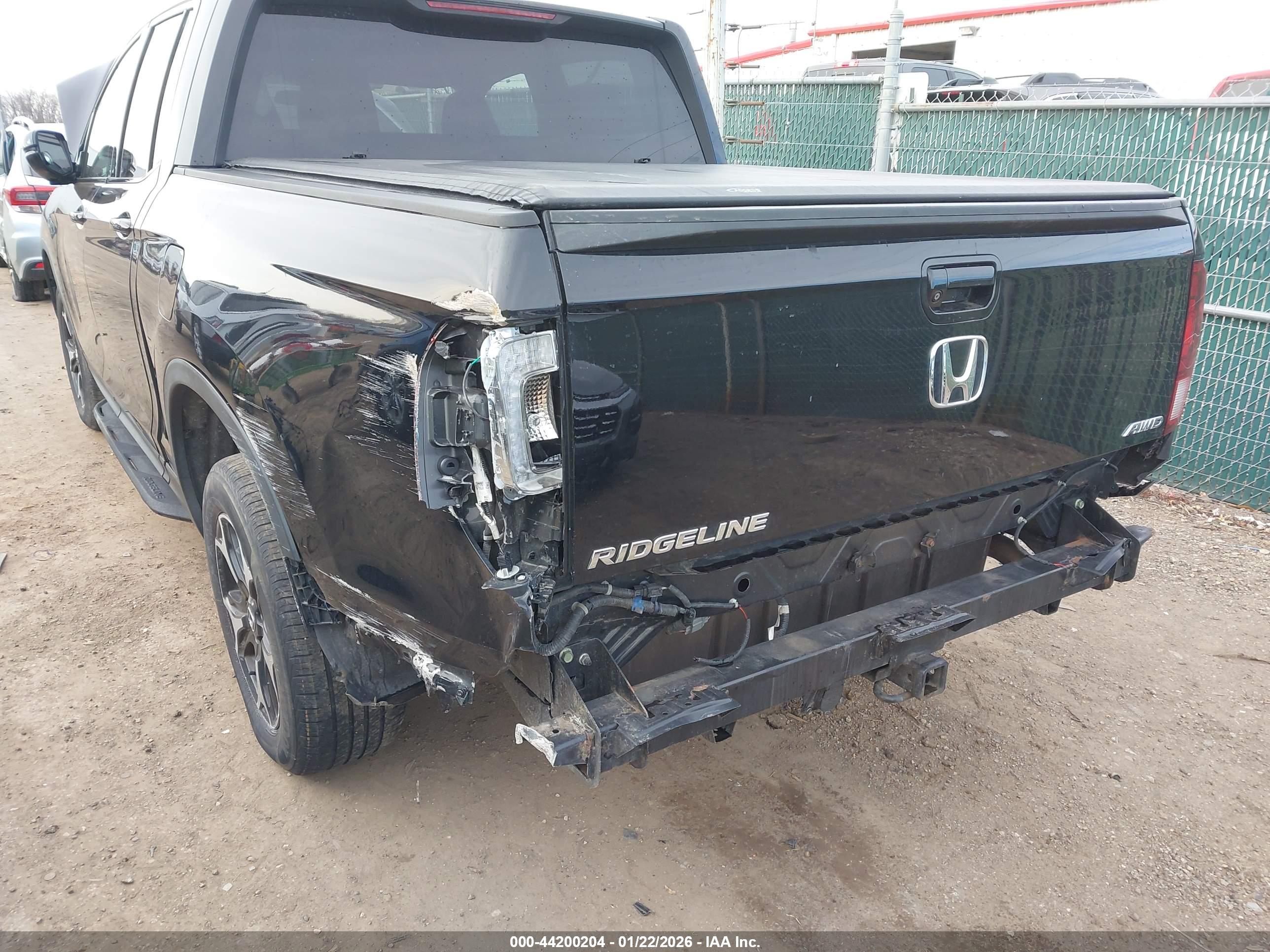 HONDA RIDGELINE image 6