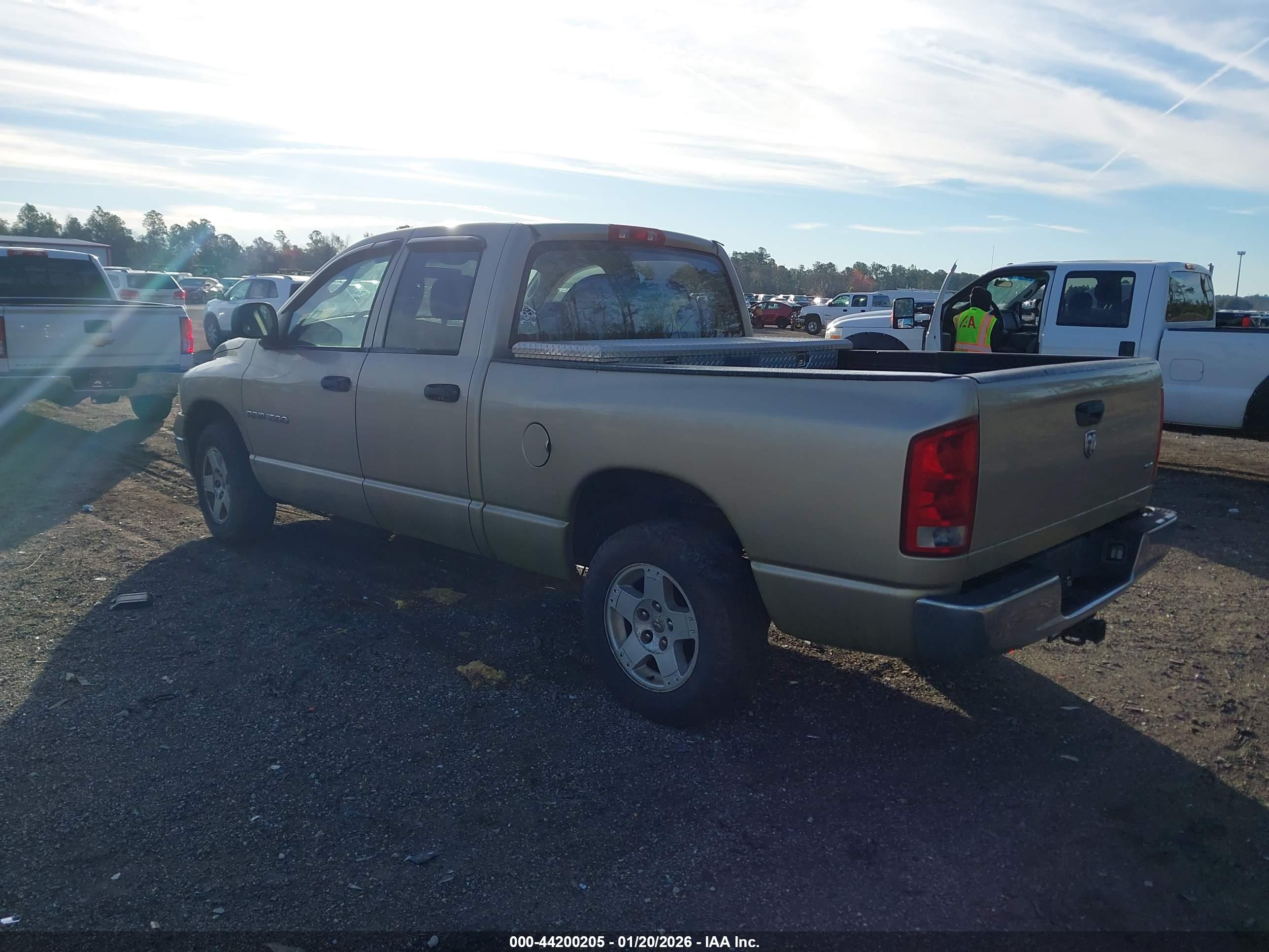 DODGE RAM image 3
