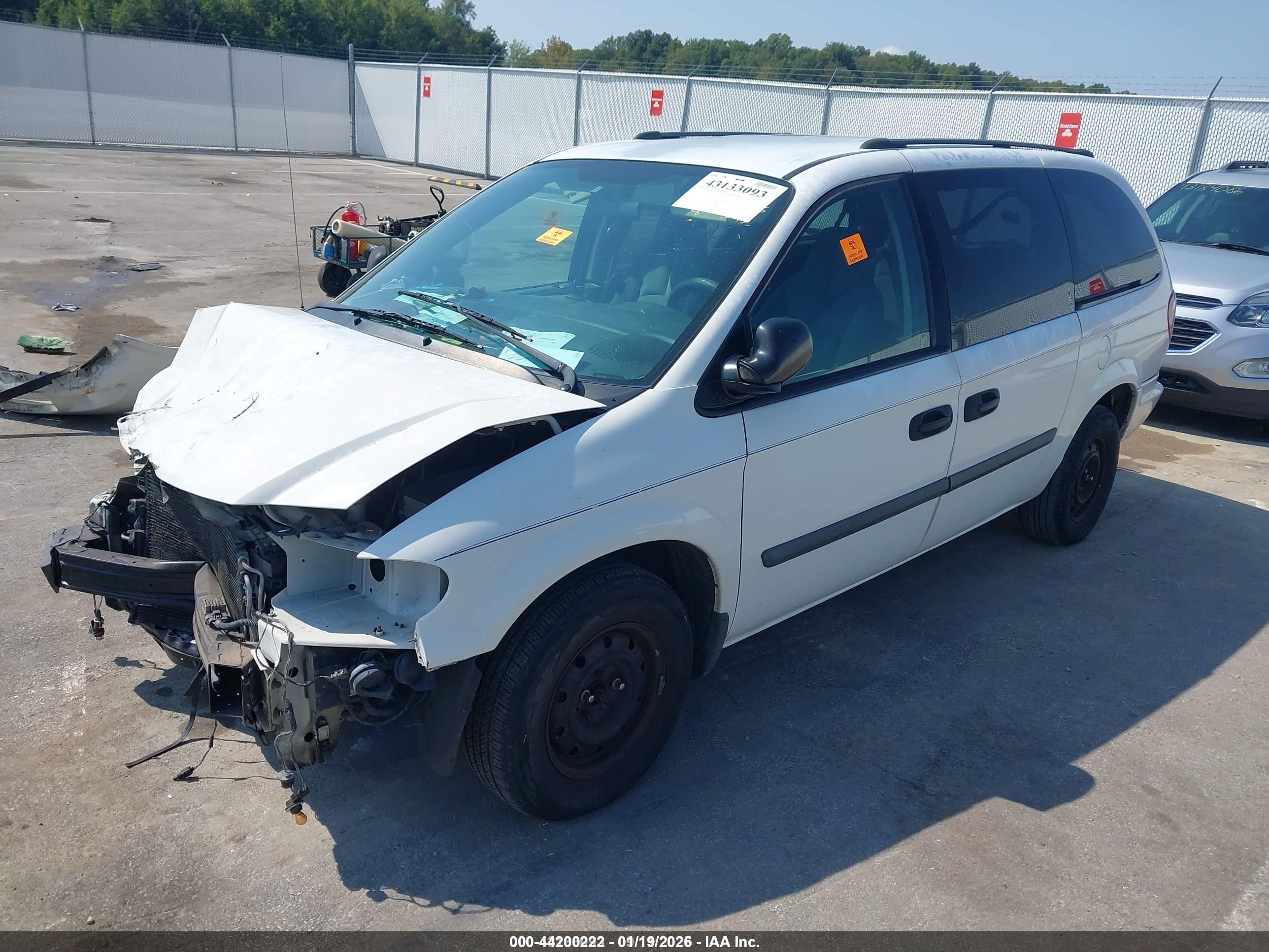 DODGE GRAND image 2