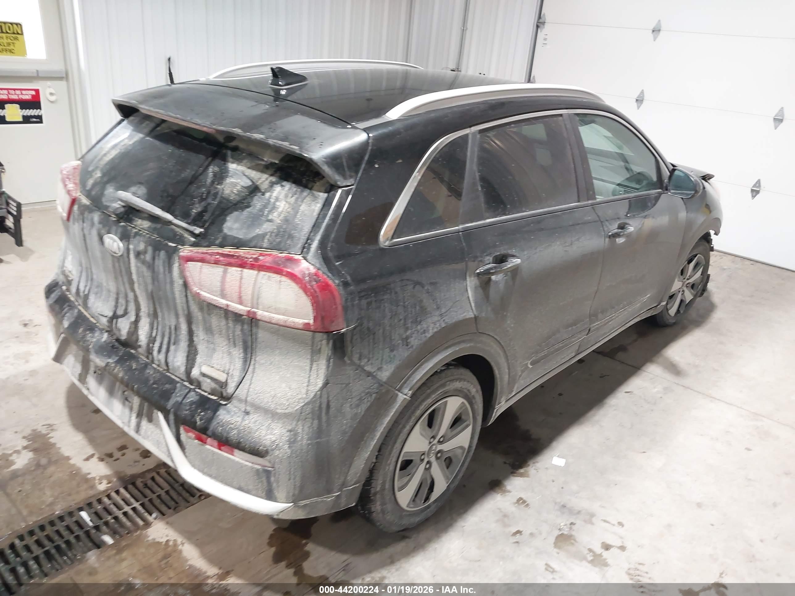 KIA NIRO image 4