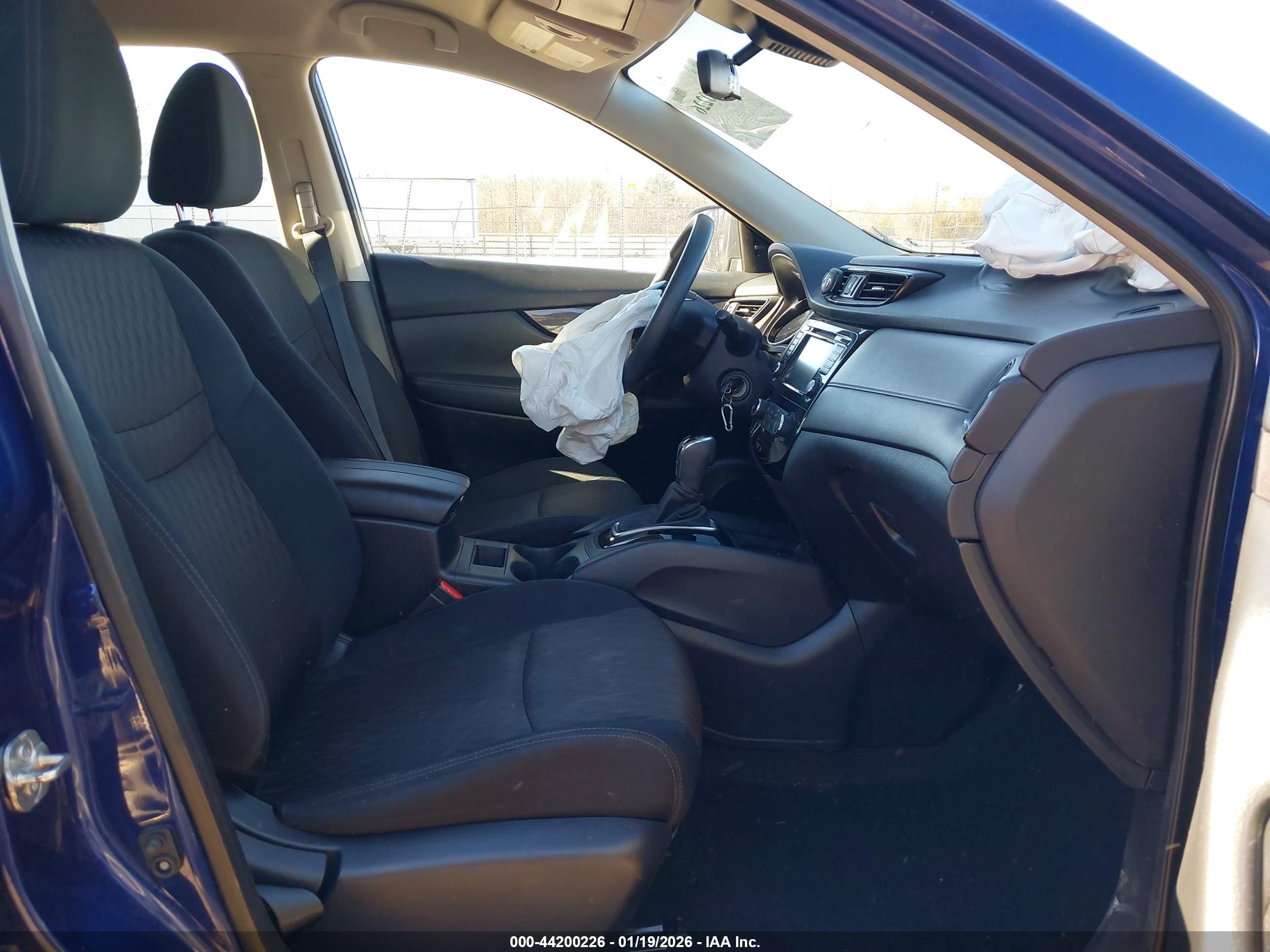 NISSAN ROGUE image 5