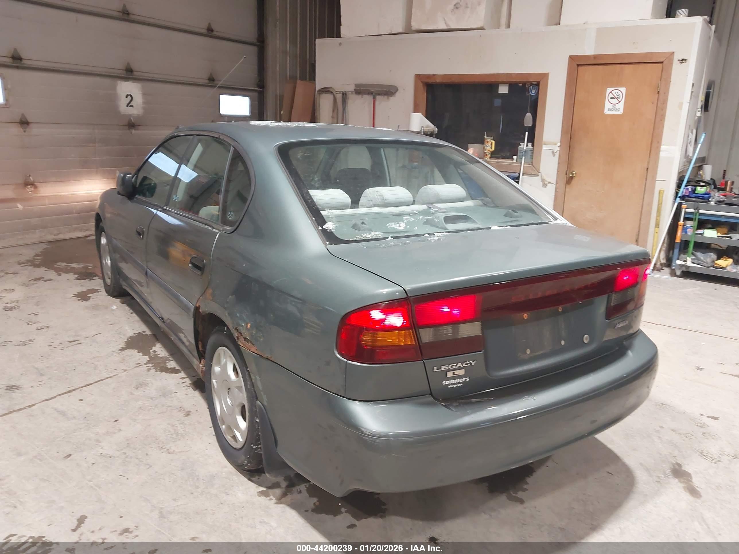SUBARU LEGACY image 3