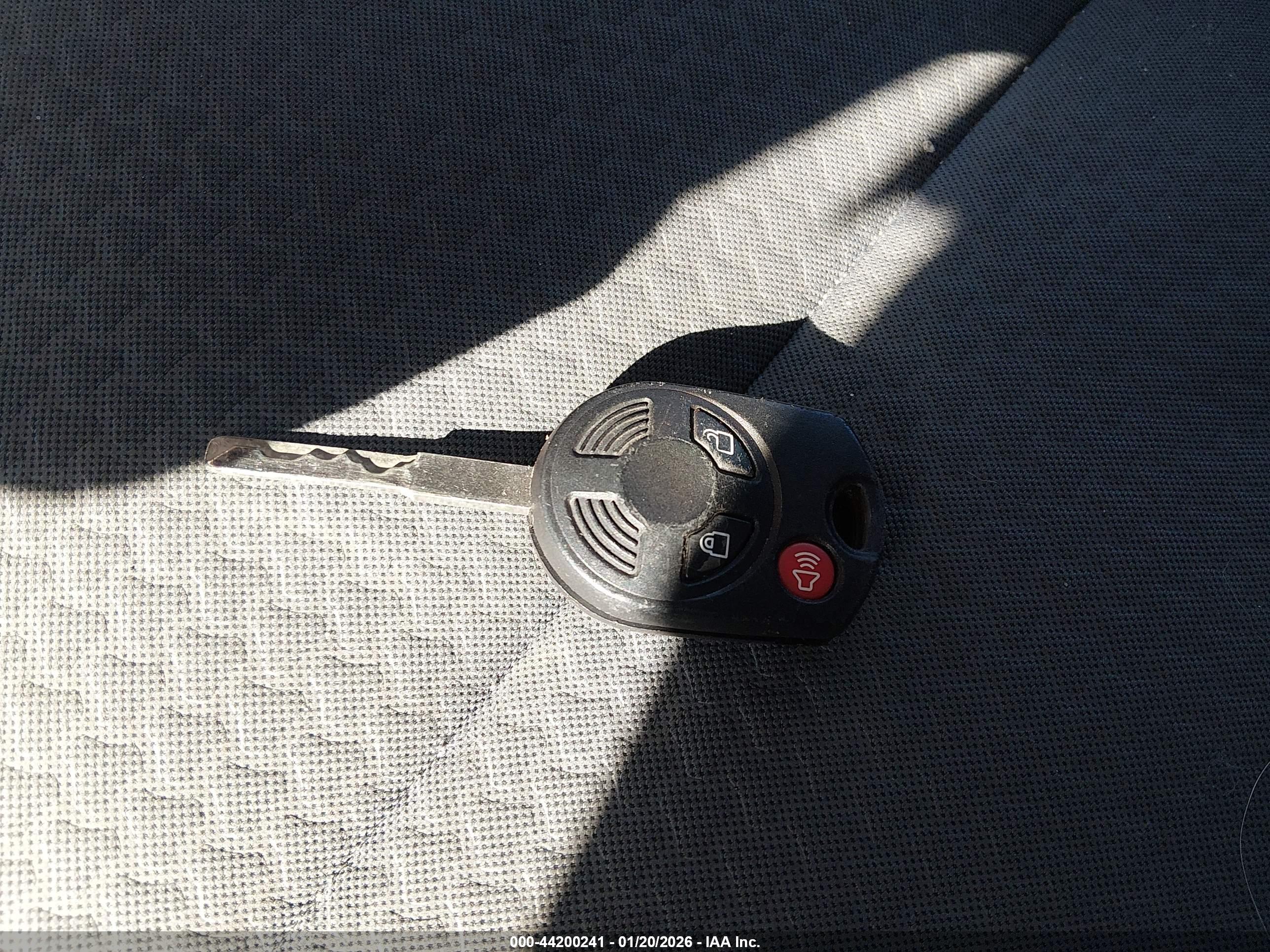 FORD ESCAPE image 11