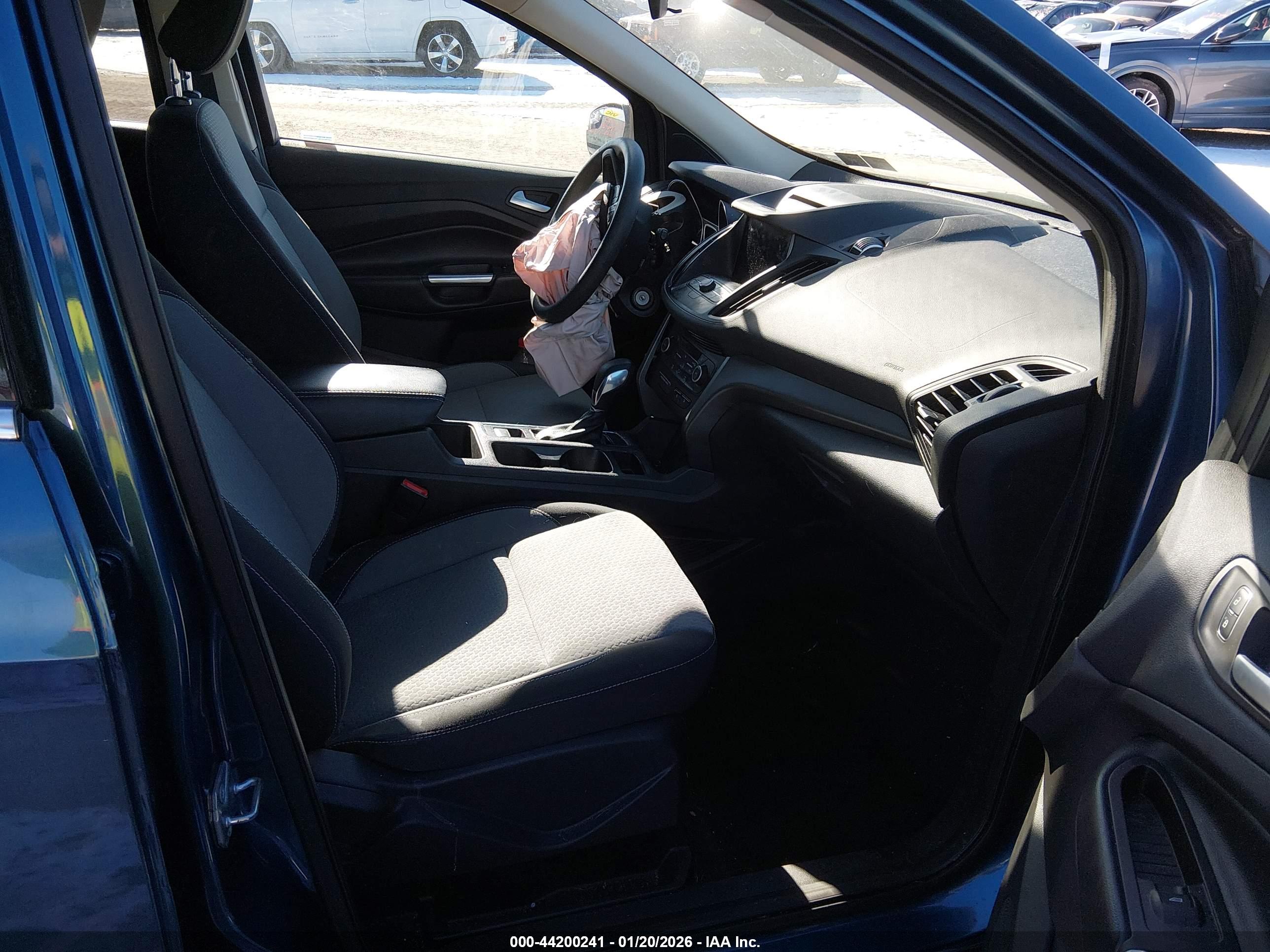 FORD ESCAPE image 5