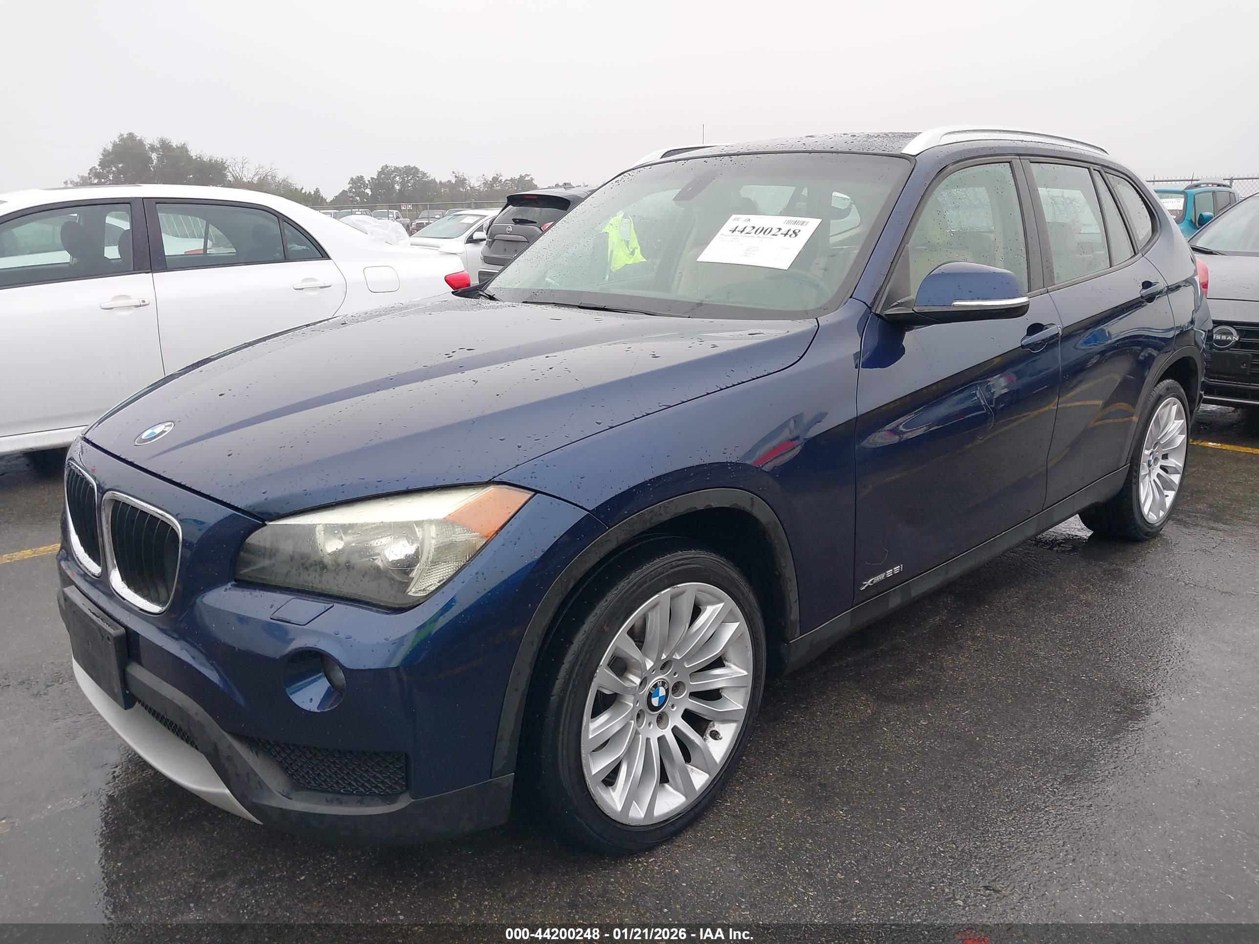 BMW X1 image 2