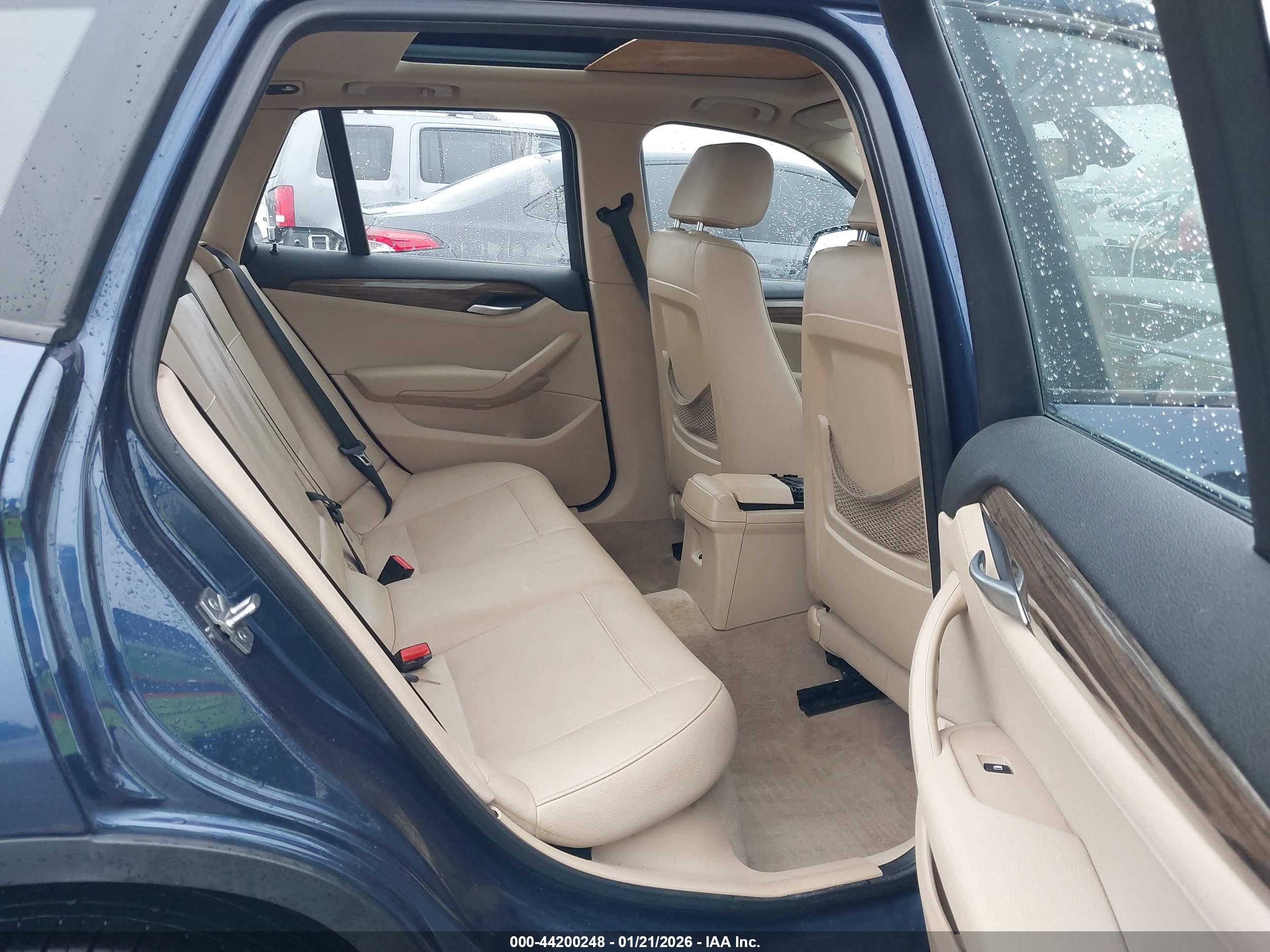 BMW X1 image 8