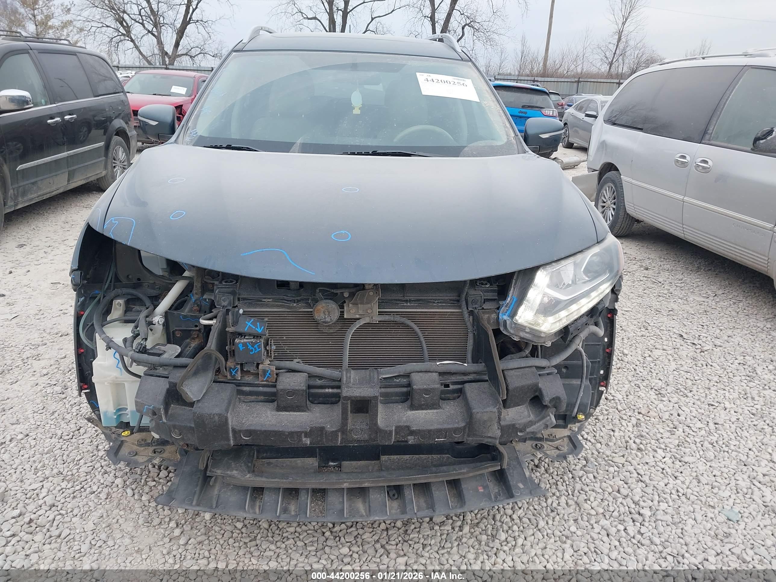 NISSAN ROGUE image 6