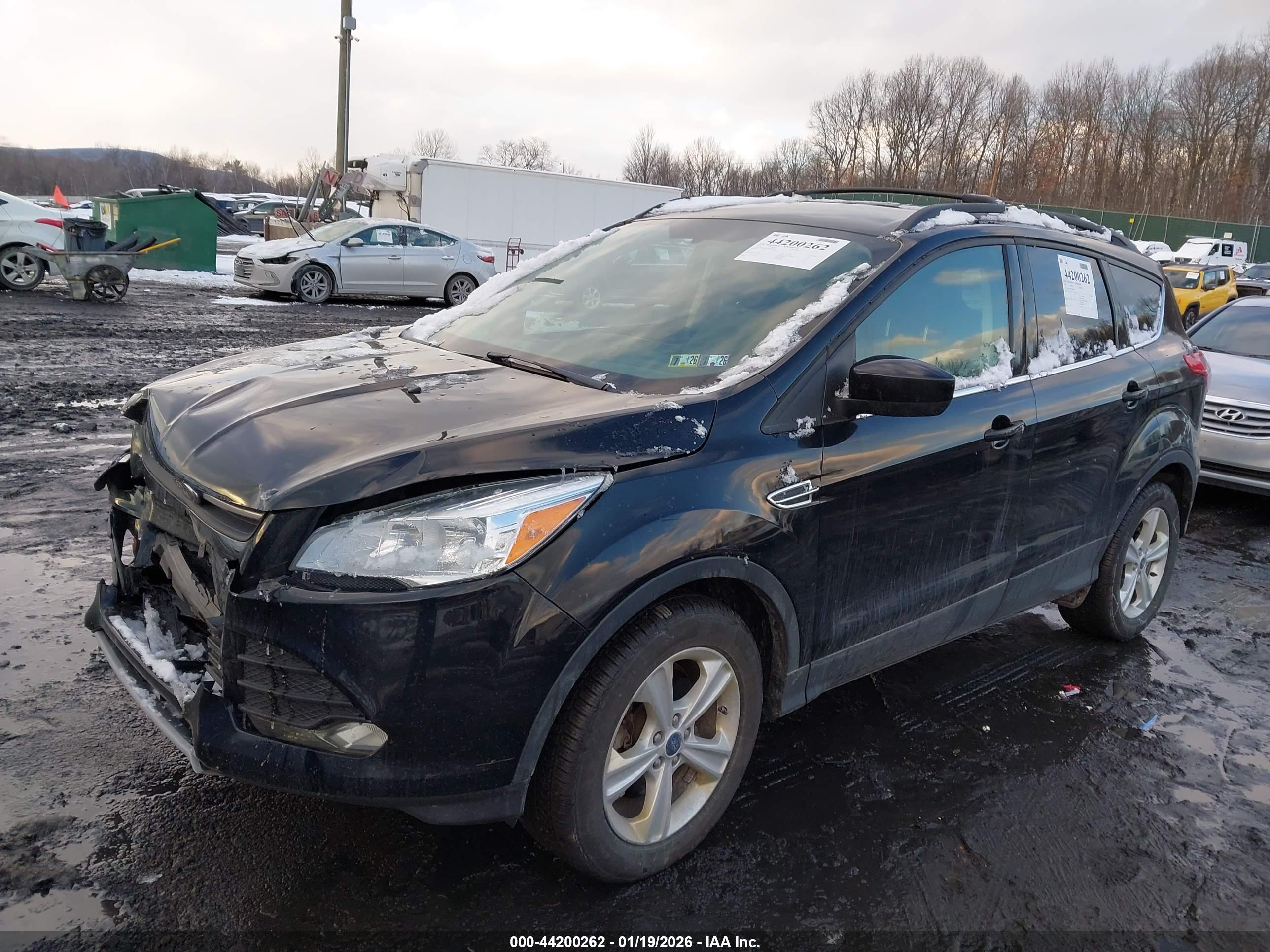 FORD ESCAPE image 2