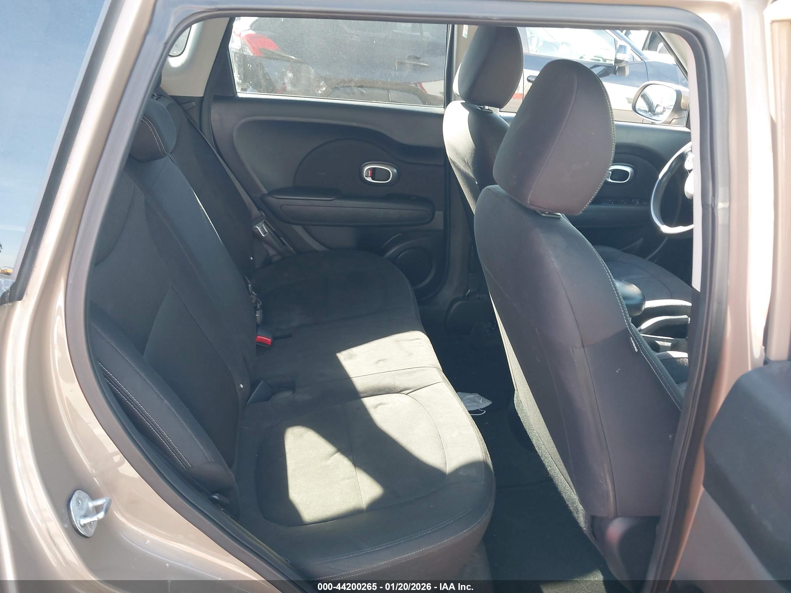 KIA SOUL image 8
