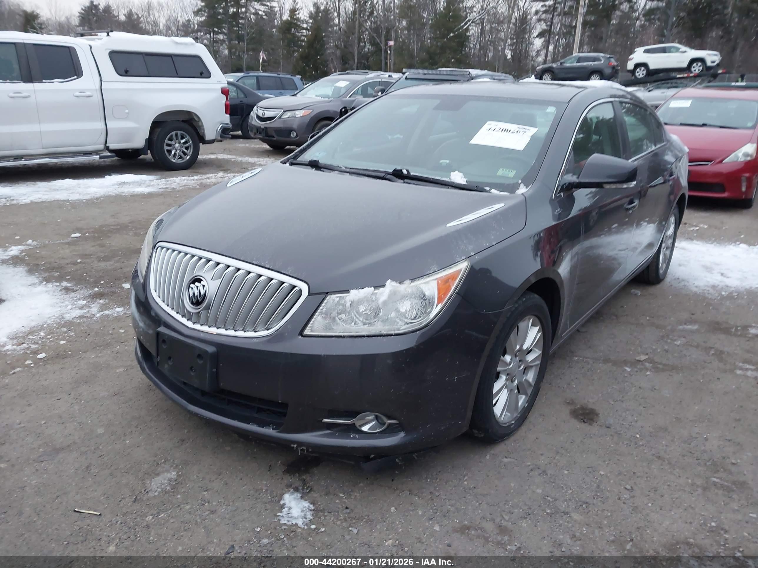 BUICK LACROSSE image 2