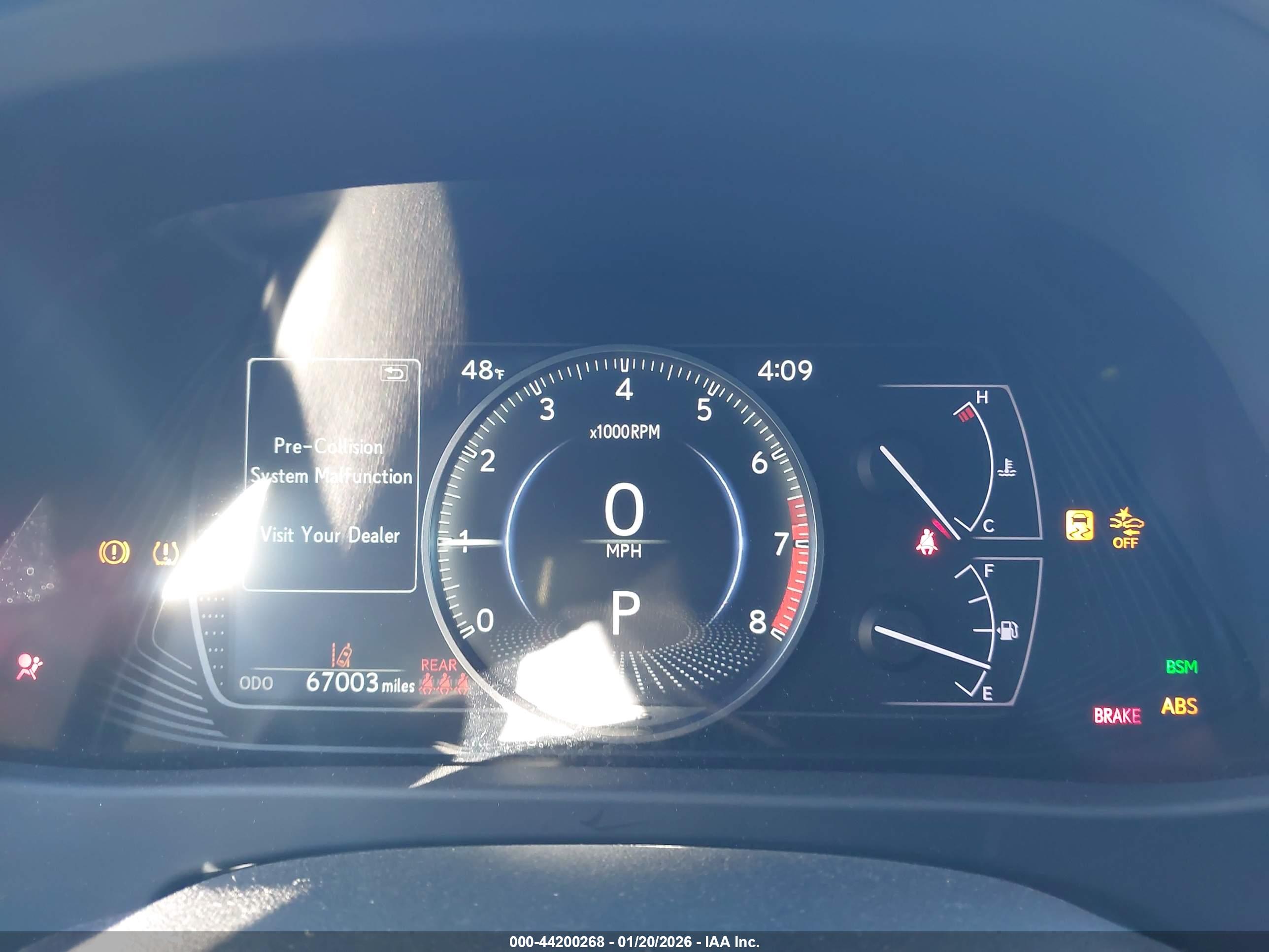 LEXUS UX image 7