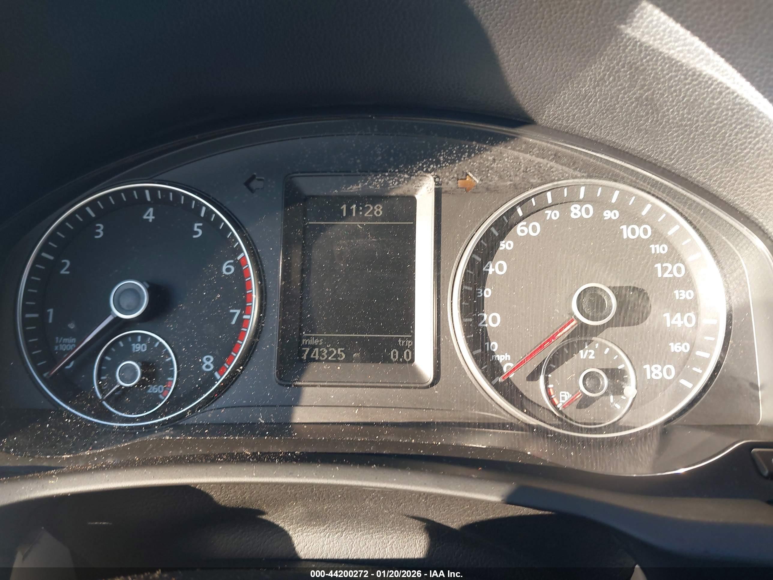 VOLKSWAGEN EOS image 7