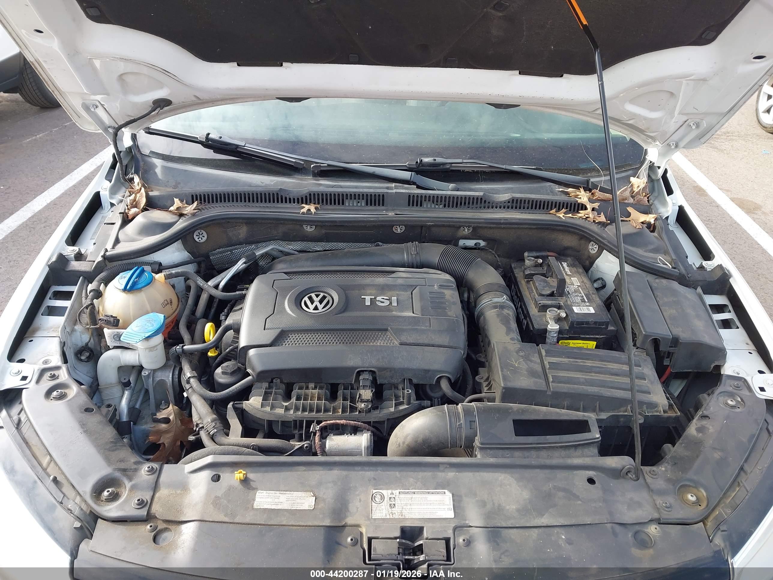 VOLKSWAGEN JETTA image 10