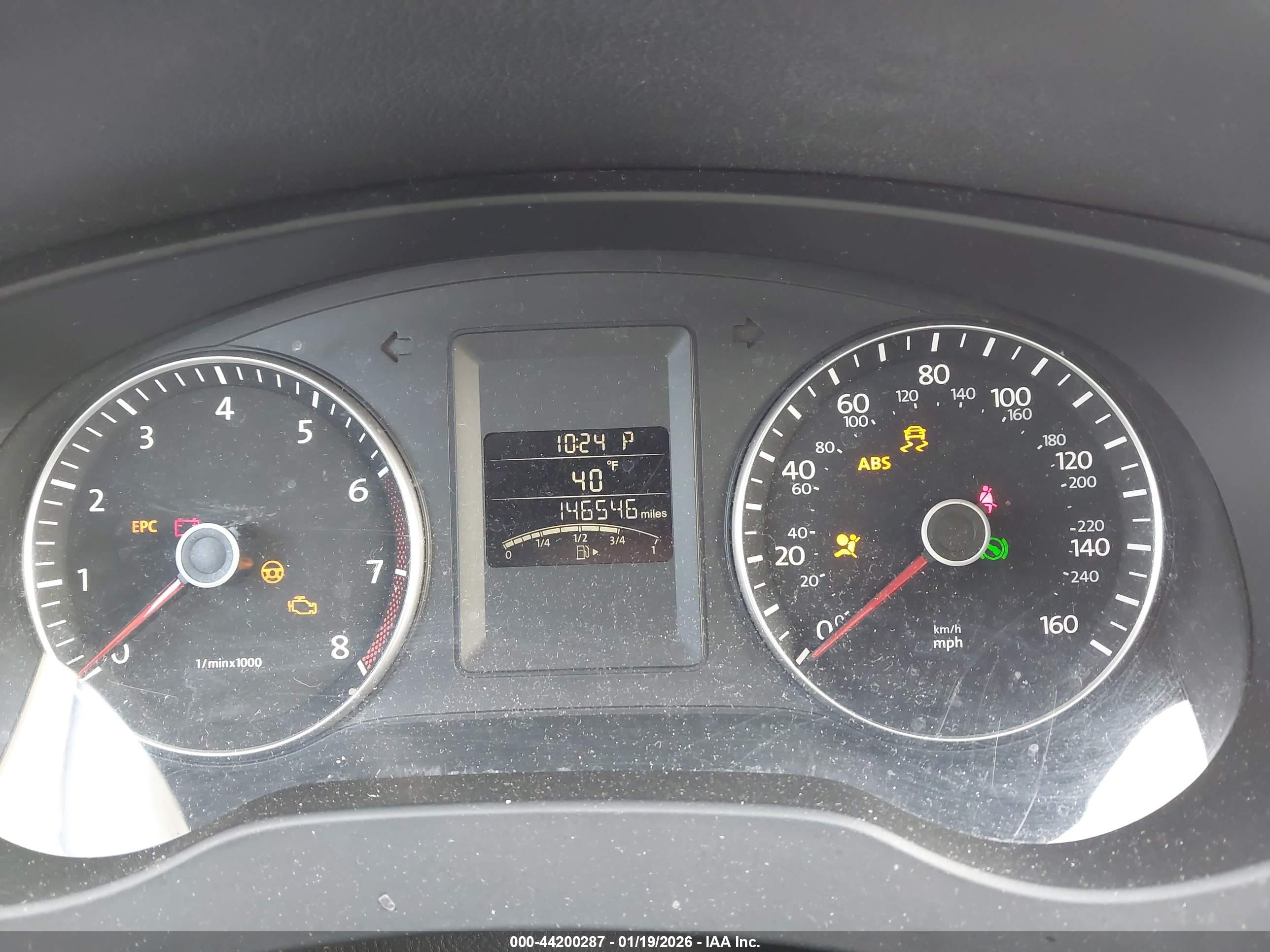 VOLKSWAGEN JETTA image 7