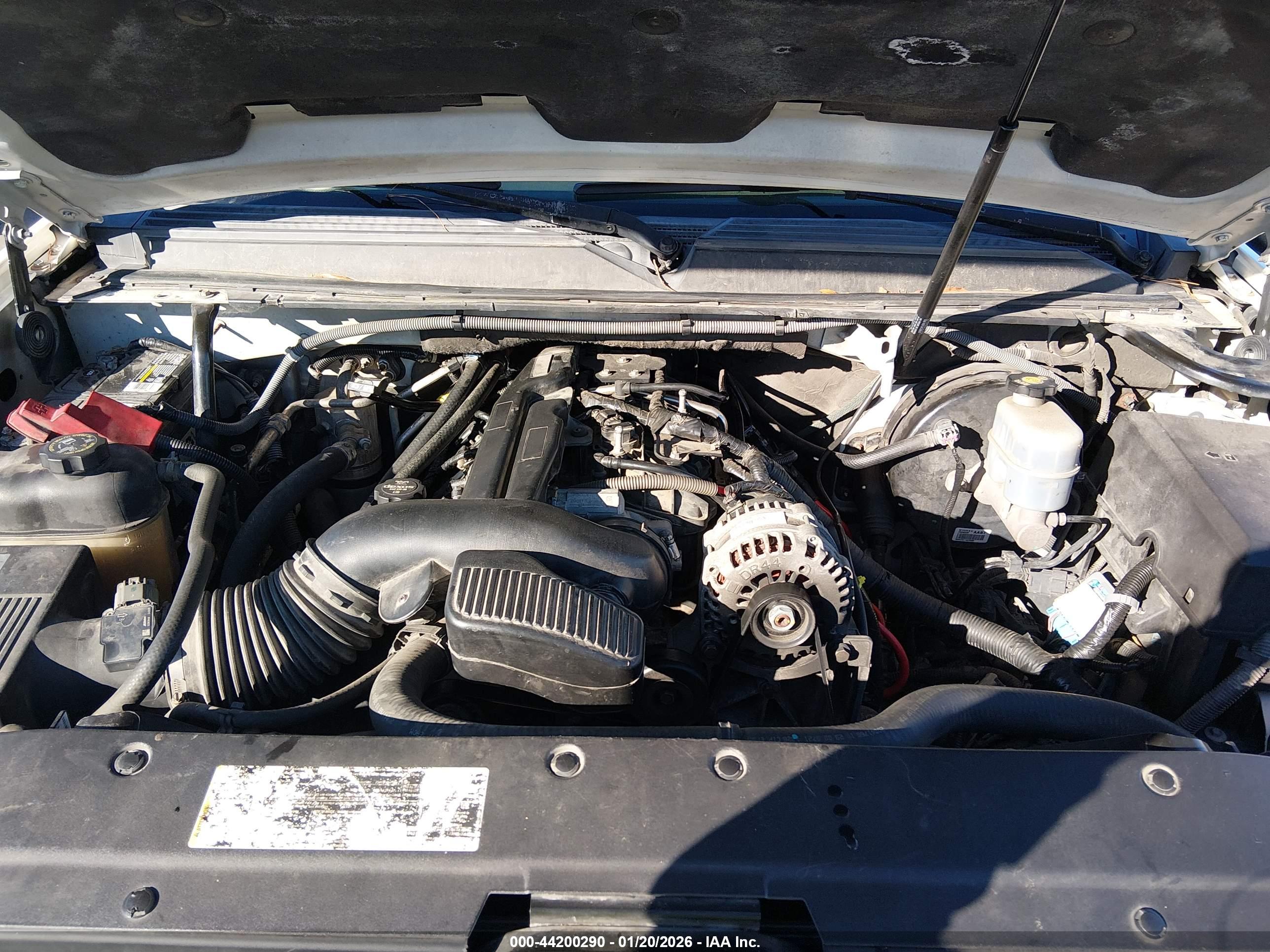 CHEVROLET TAHOE image 10