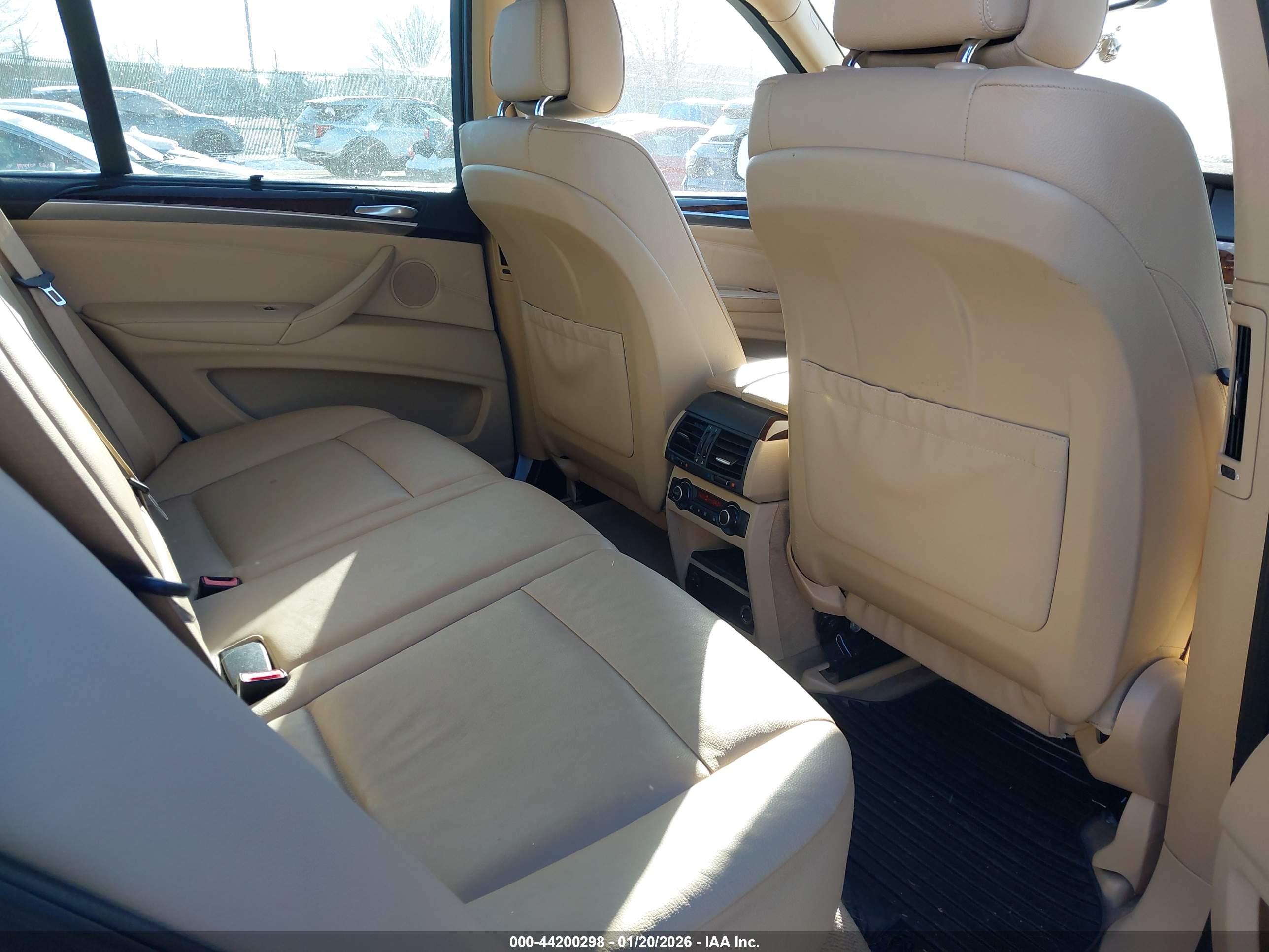 BMW X5 image 8