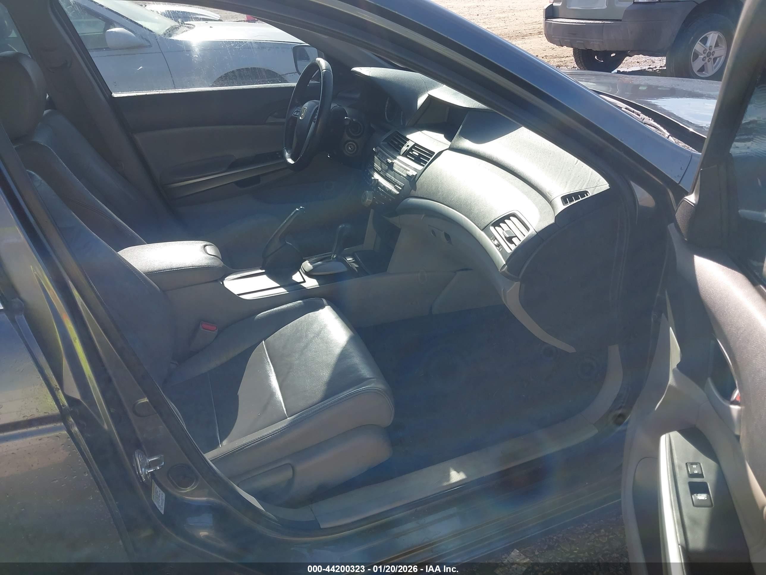 HONDA ACCORD image 5