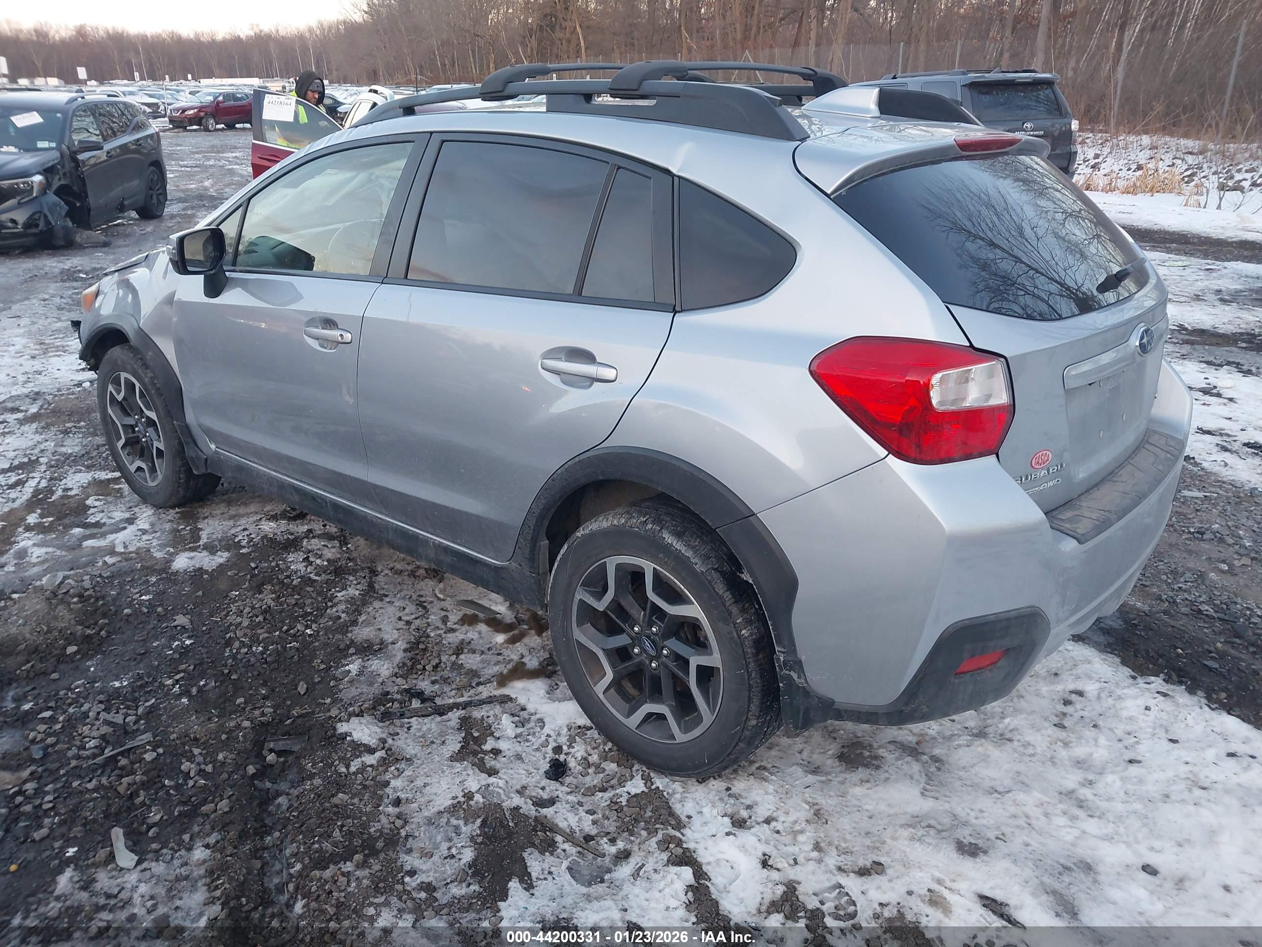 SUBARU CROSSTREK image 3