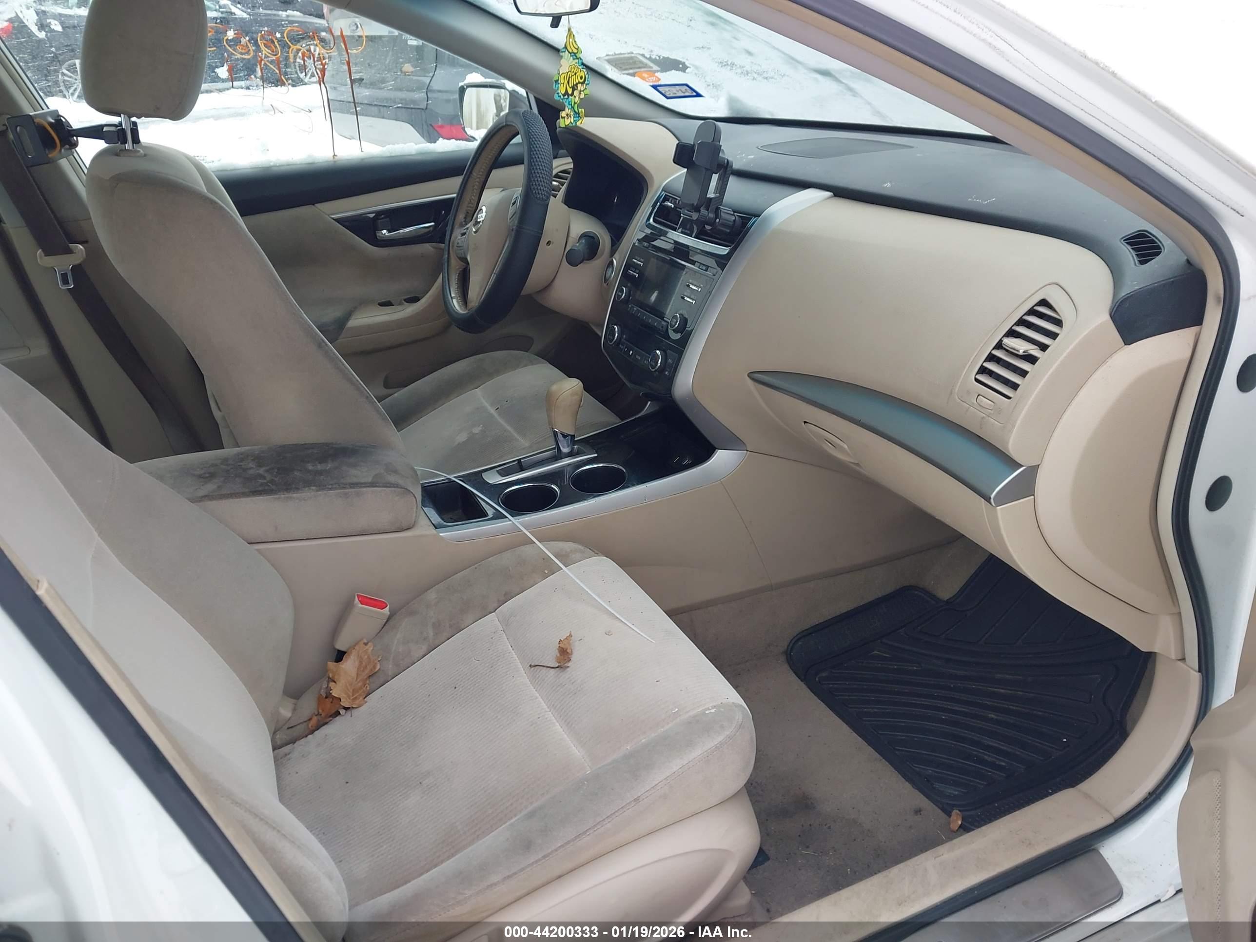 NISSAN ALTIMA image 5