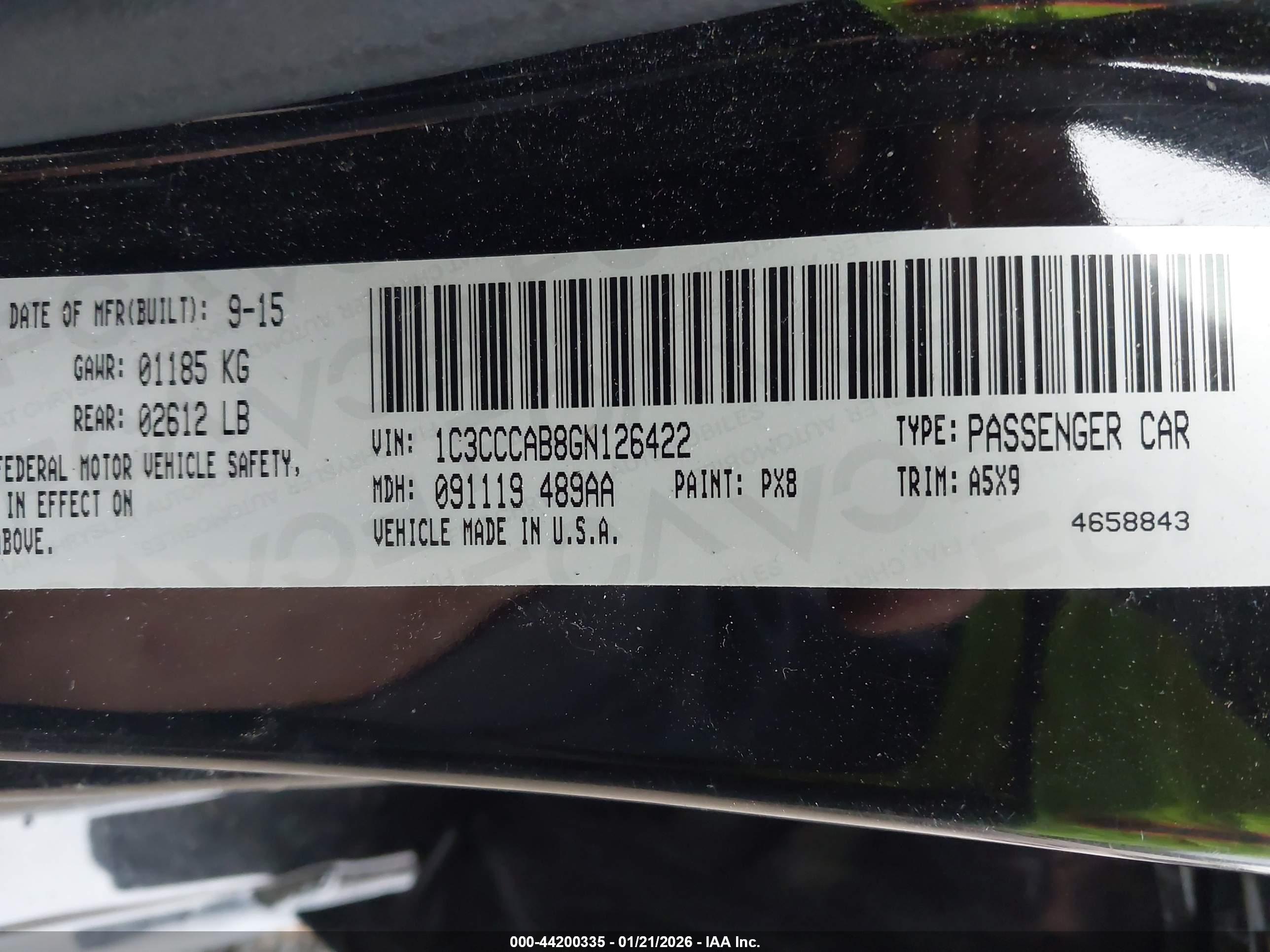 CHRYSLER 200 image 9