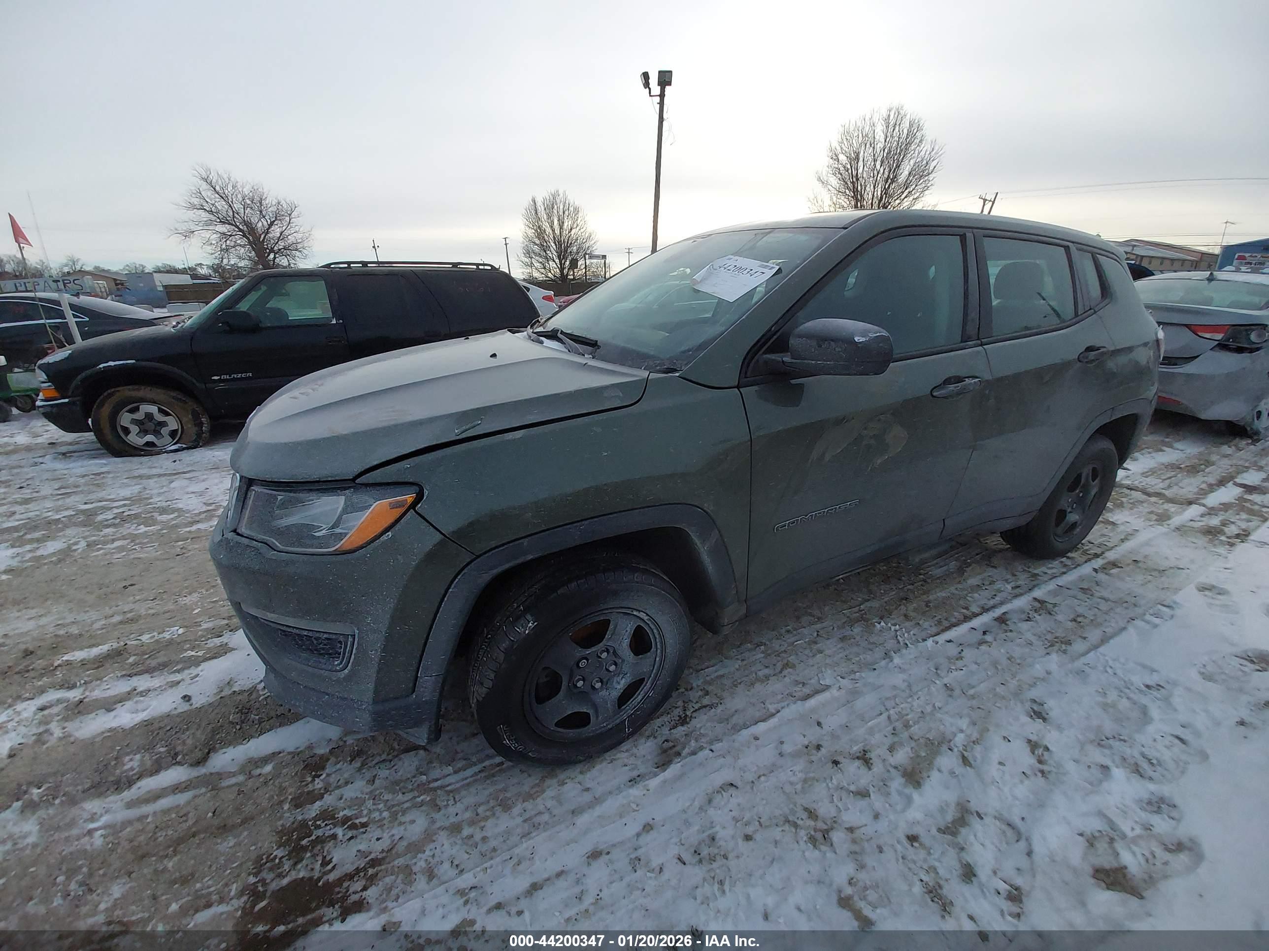 JEEP COMPASS image 2
