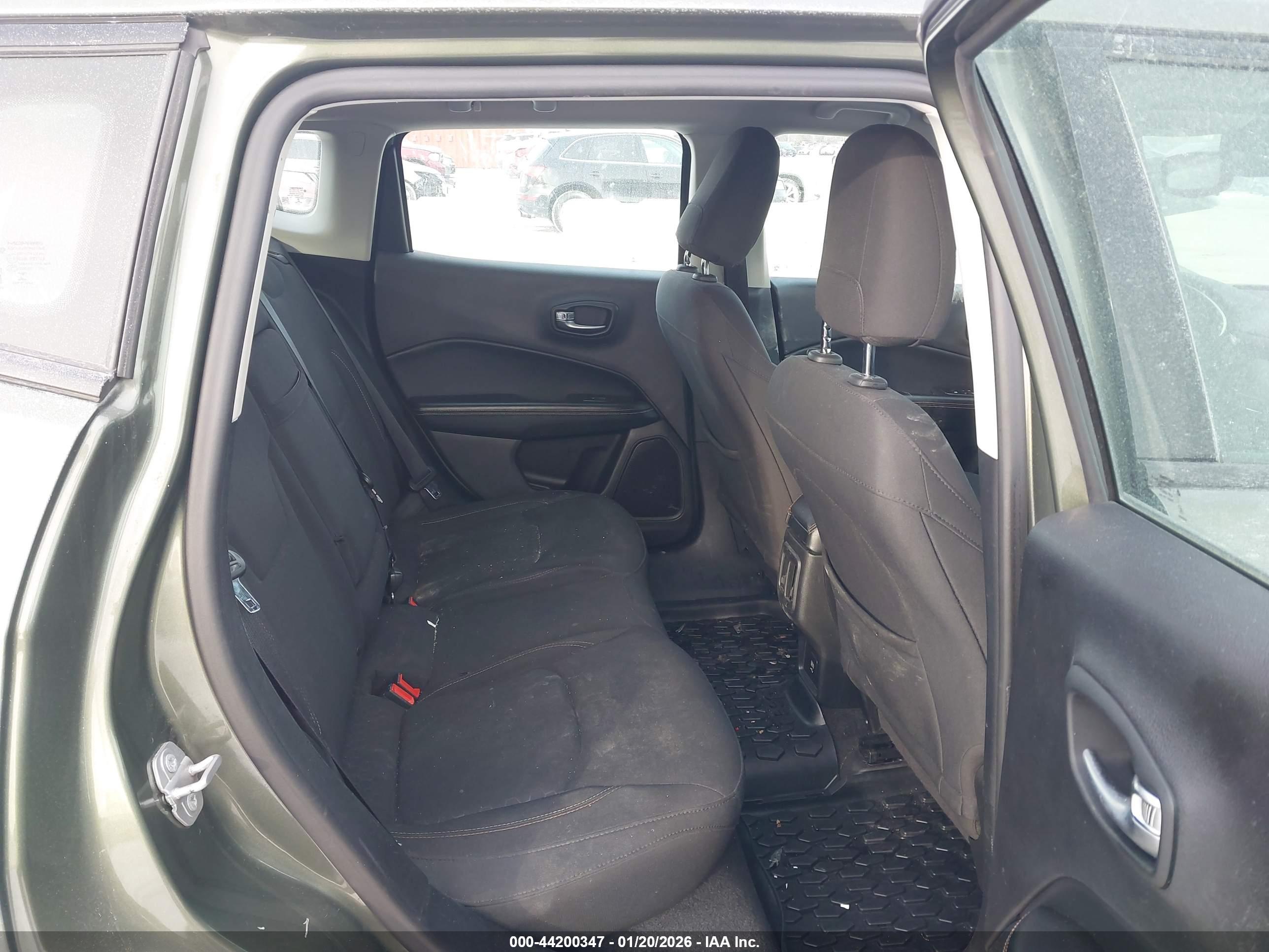 JEEP COMPASS image 8