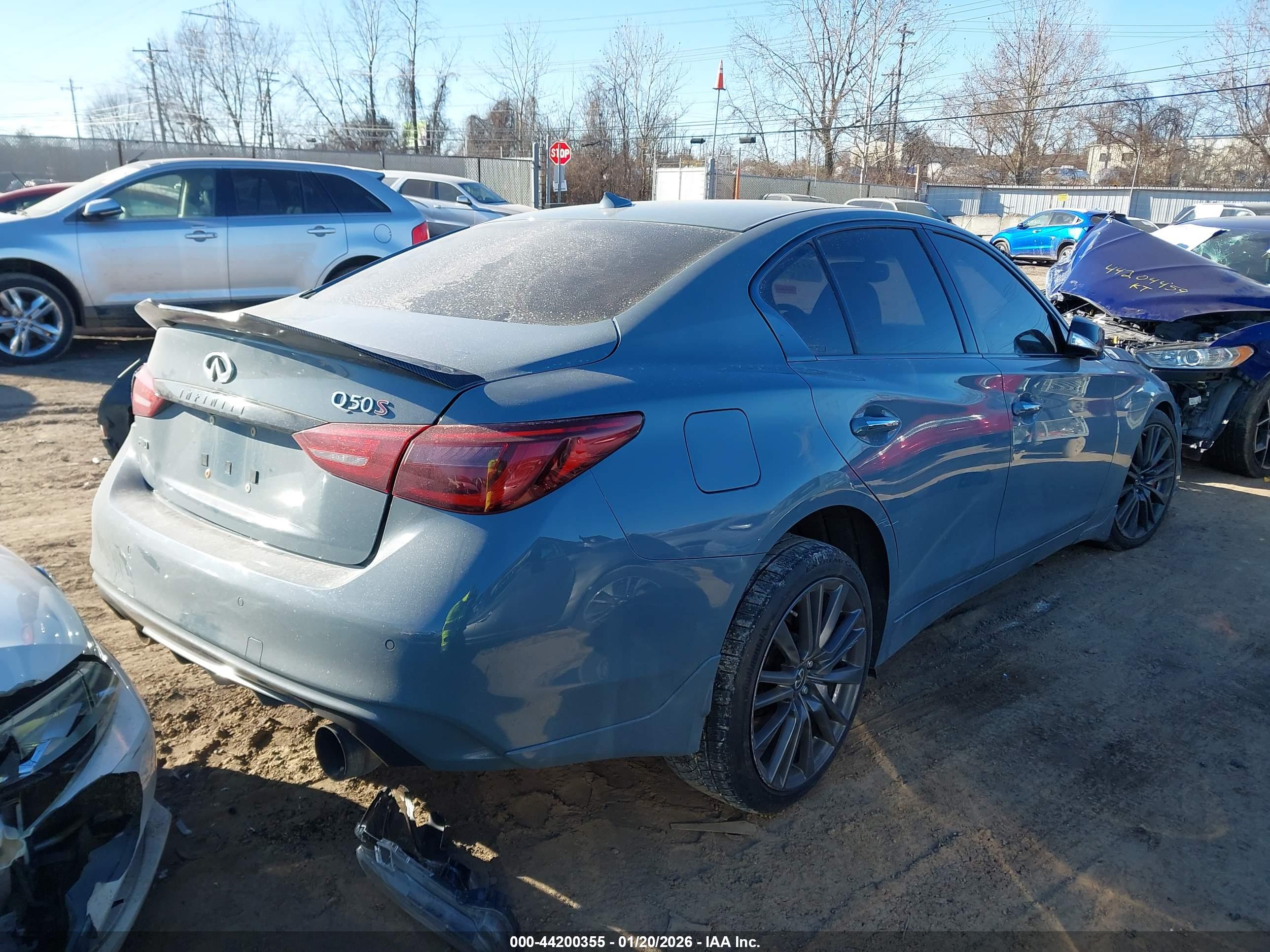 INFINITI Q50 image 4