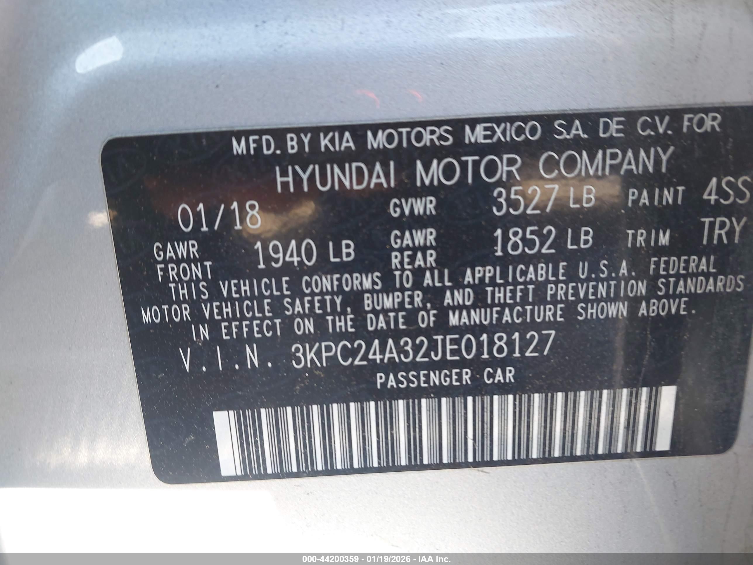 HYUNDAI ACCENT image 9