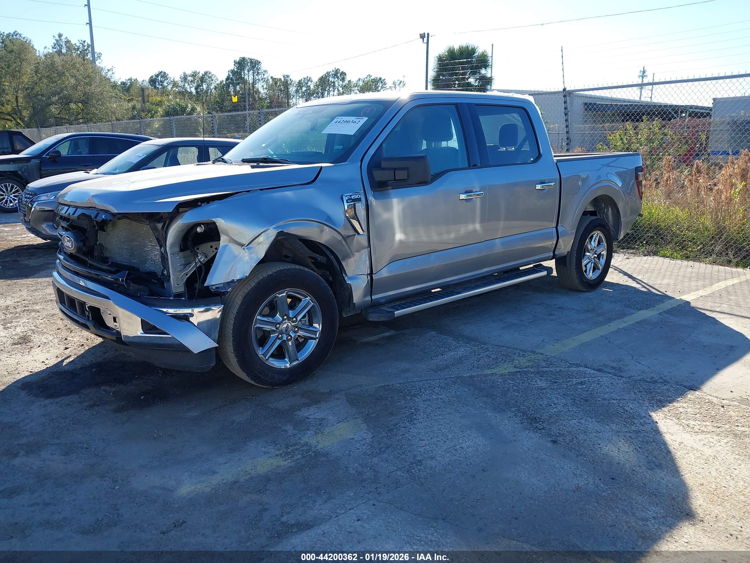 FORD F-150 image 2