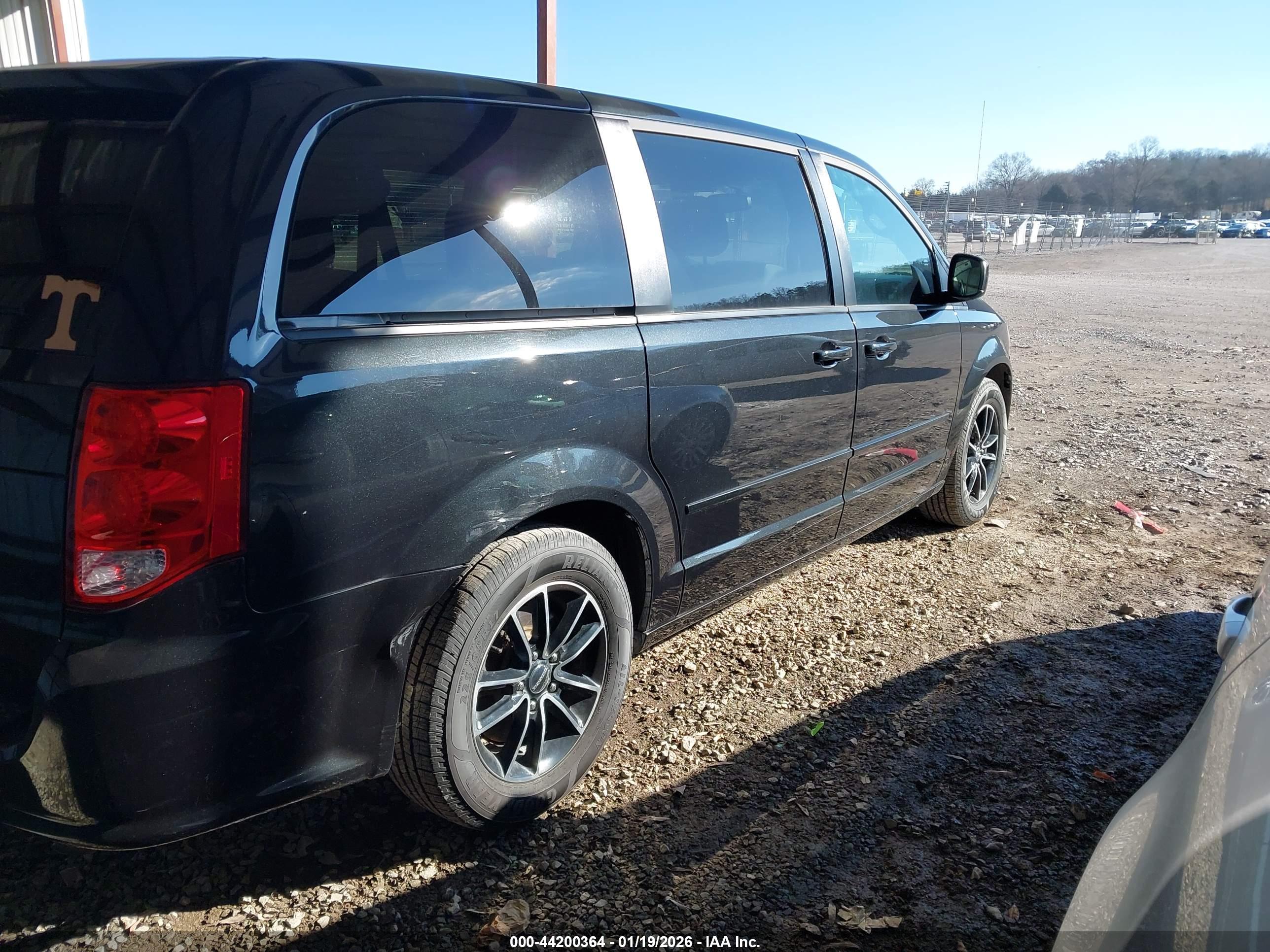 DODGE GRAND image 4