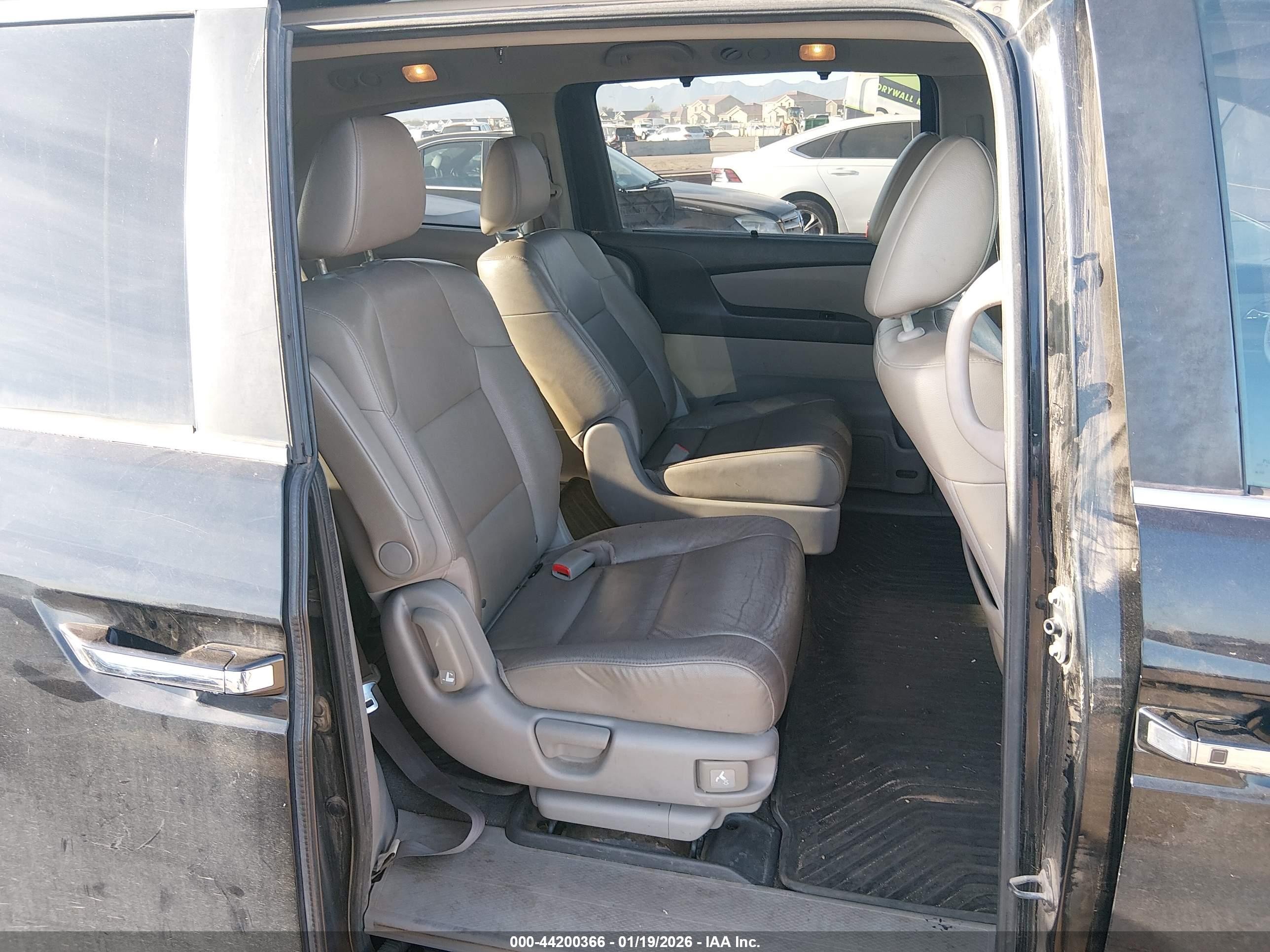 HONDA ODYSSEY image 8