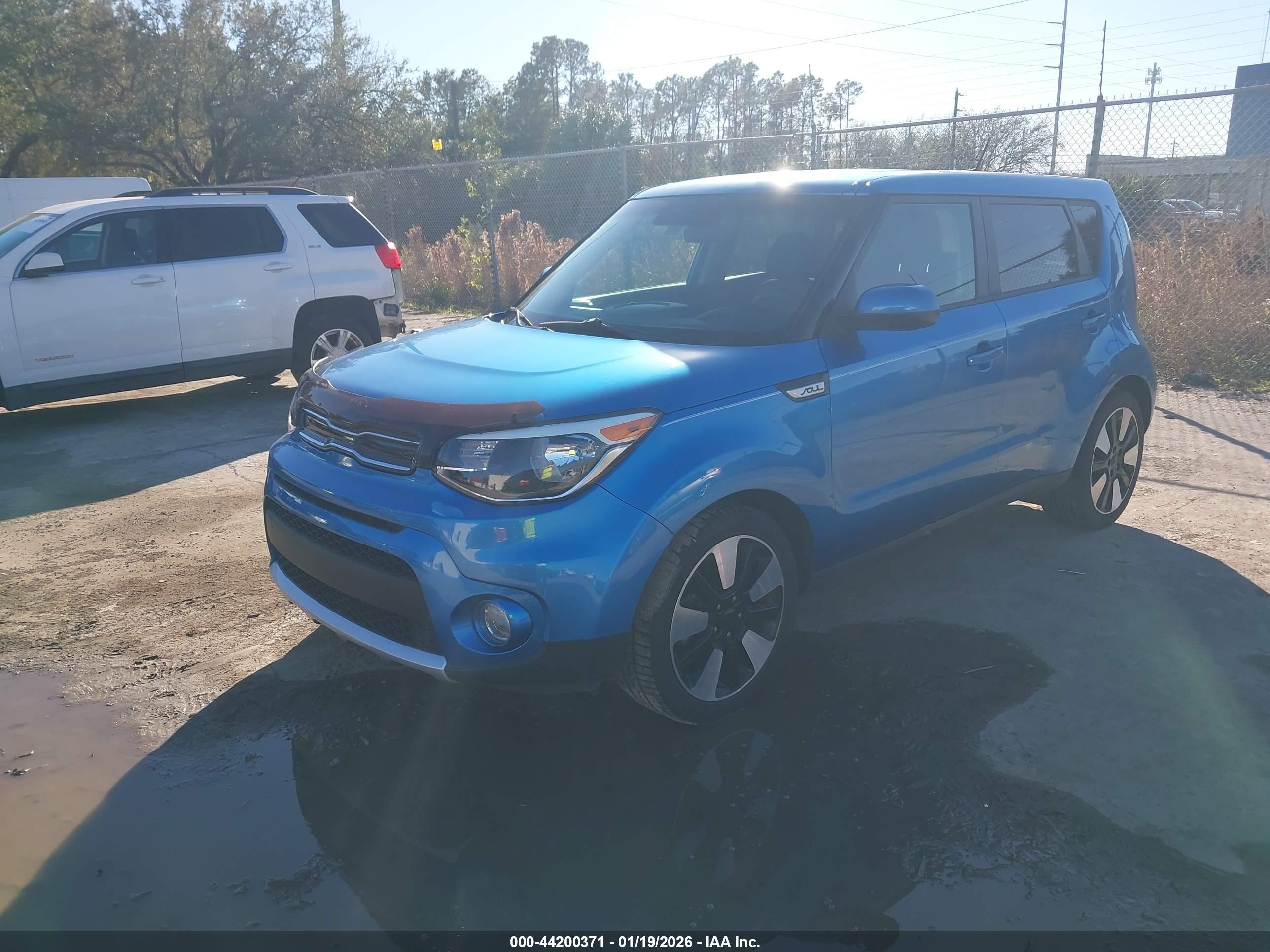 KIA SOUL image 2