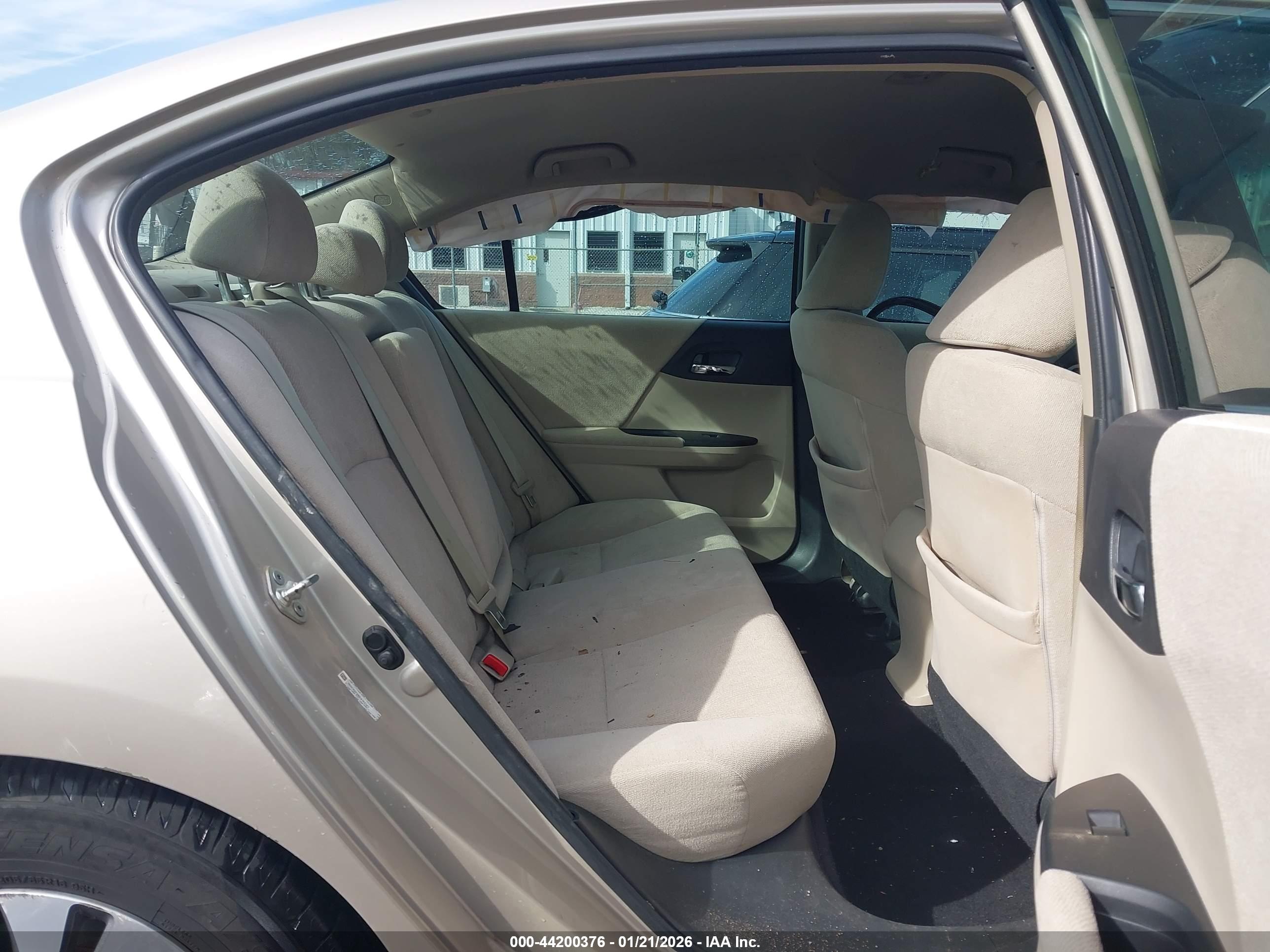 HONDA ACCORD image 8
