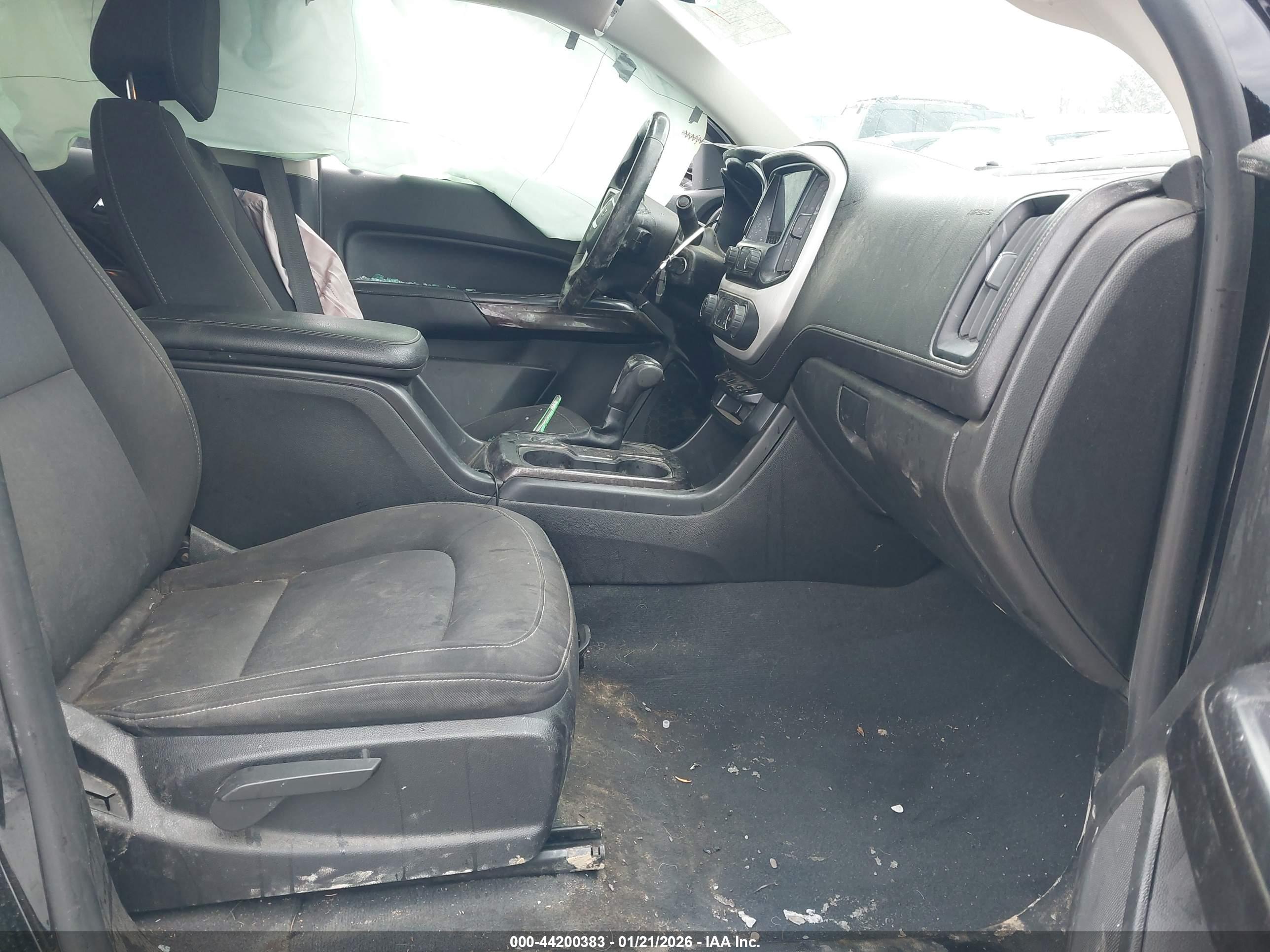 GMC CANYON image 5
