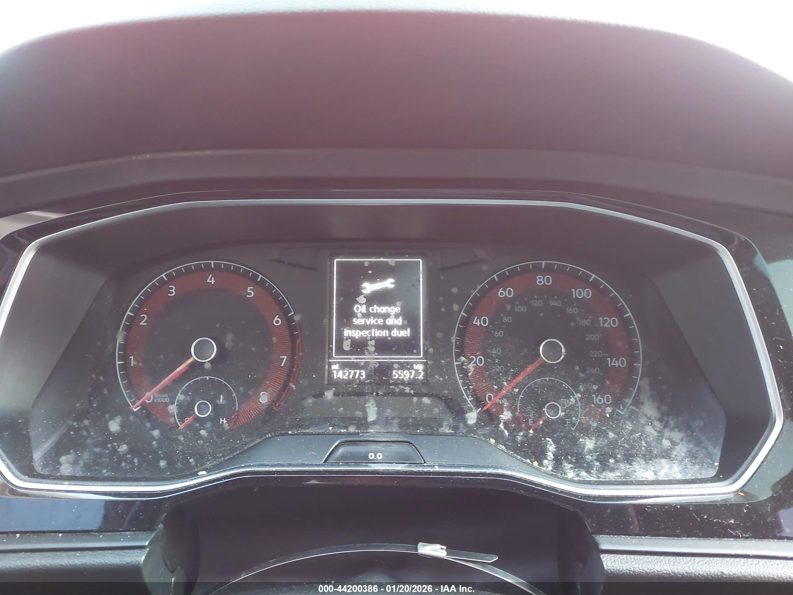 VOLKSWAGEN JETTA image 7