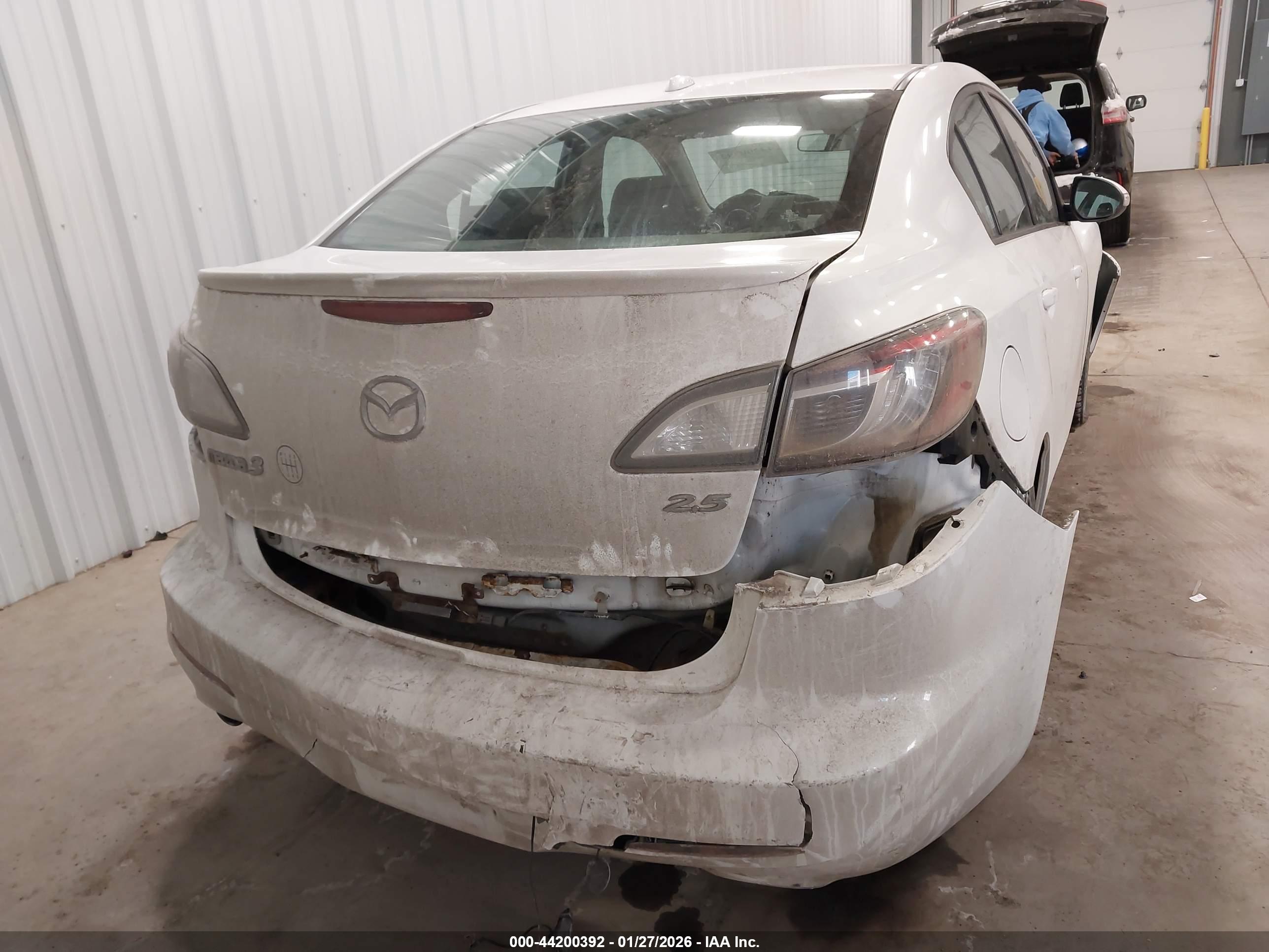 MAZDA MAZDA3 image 6