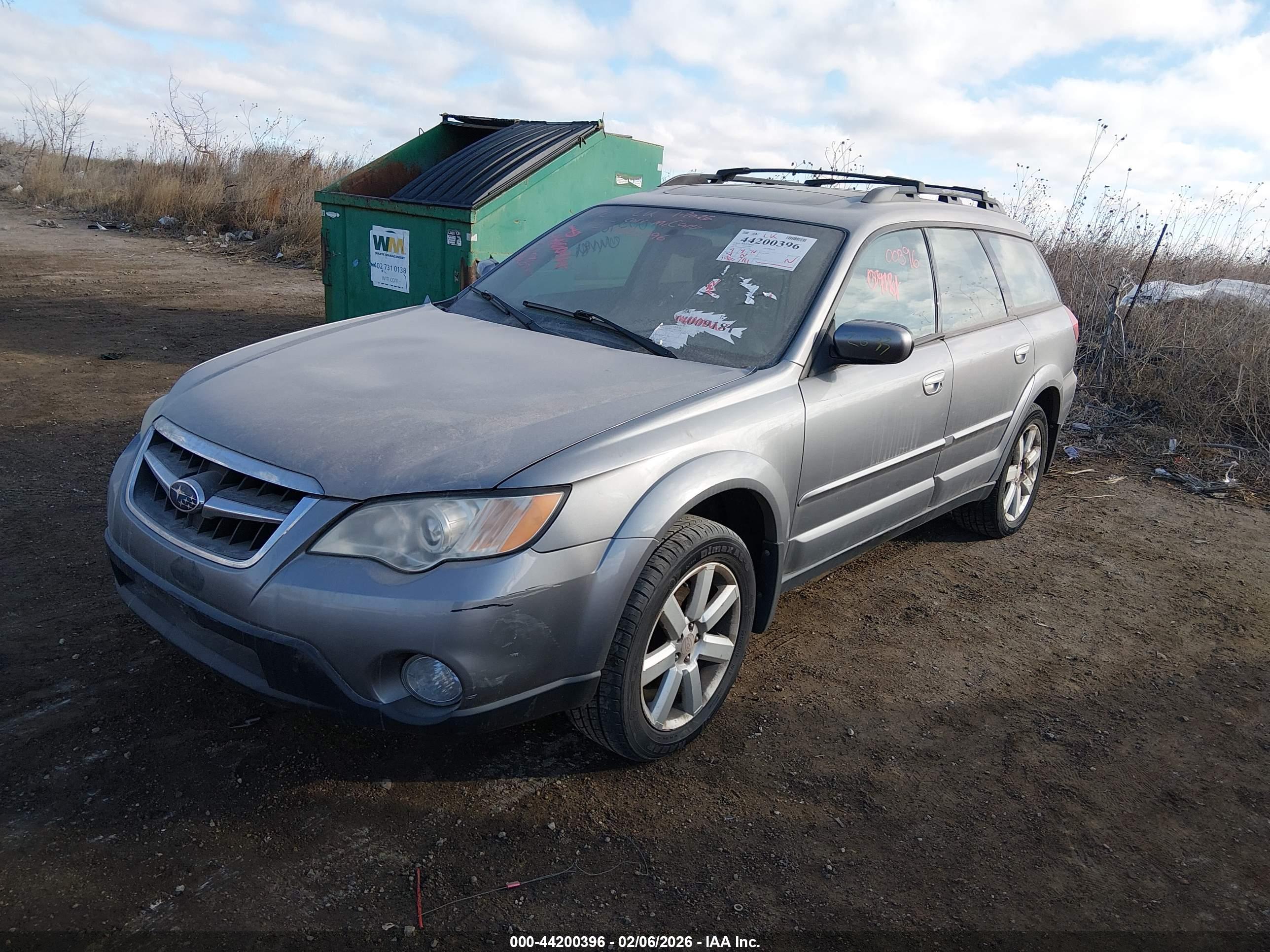 SUBARU OUTBACK image 2