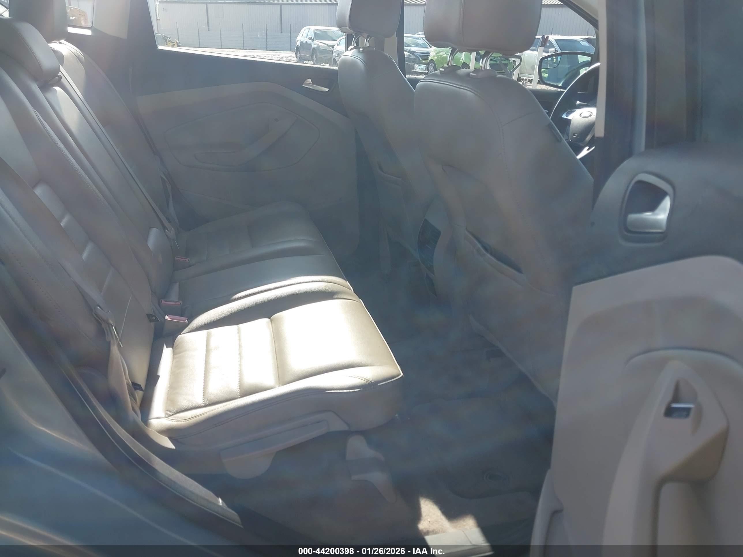 FORD C-MAX image 8