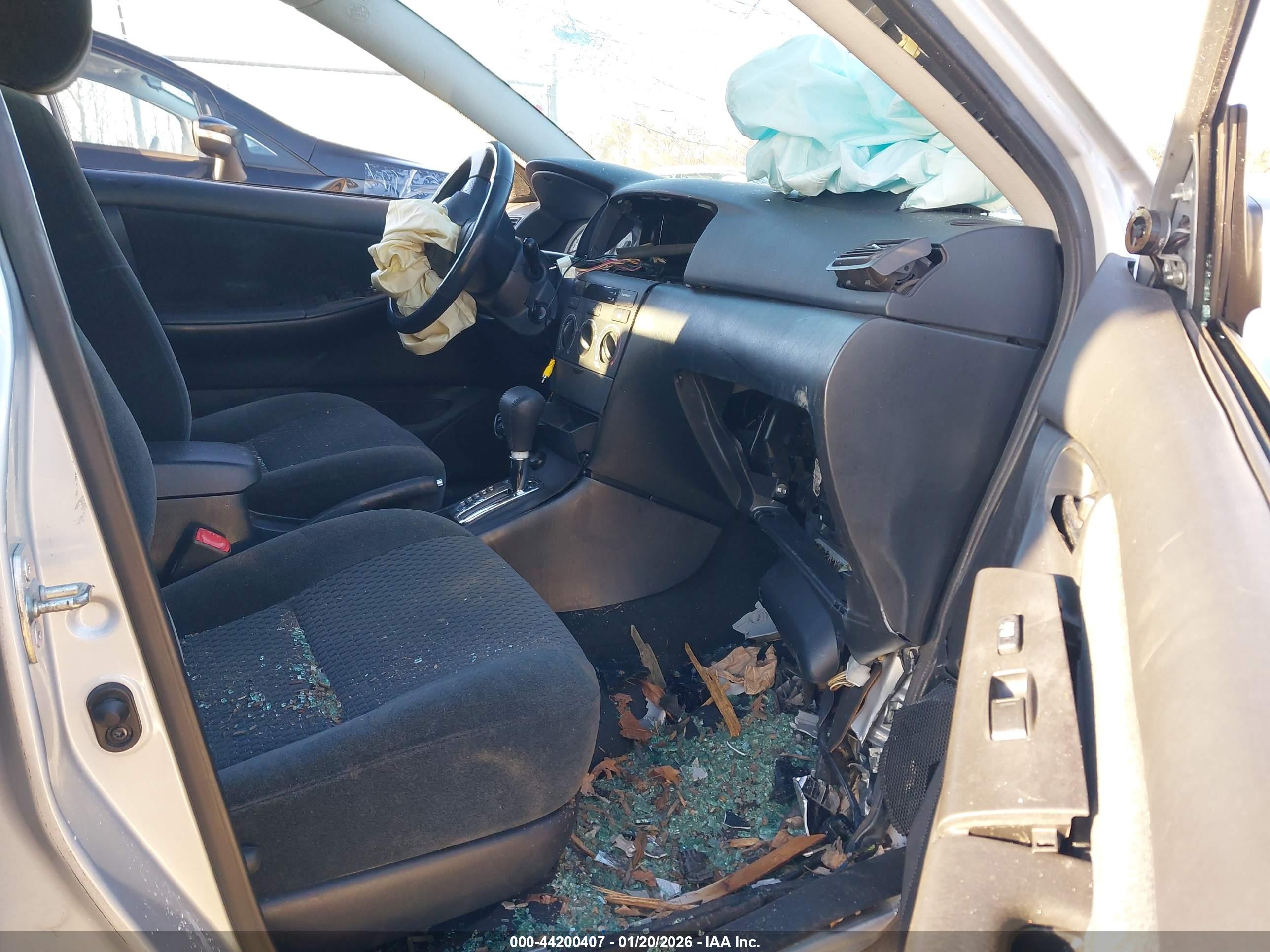 TOYOTA COROLLA image 5